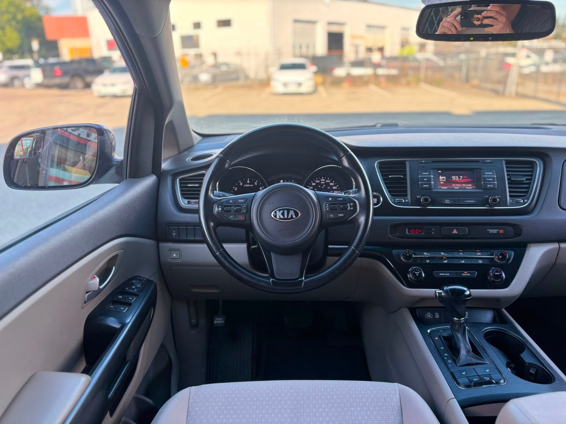 /canwestautoinc/2016-Kia-Sedona-2793110359961921.jpg
