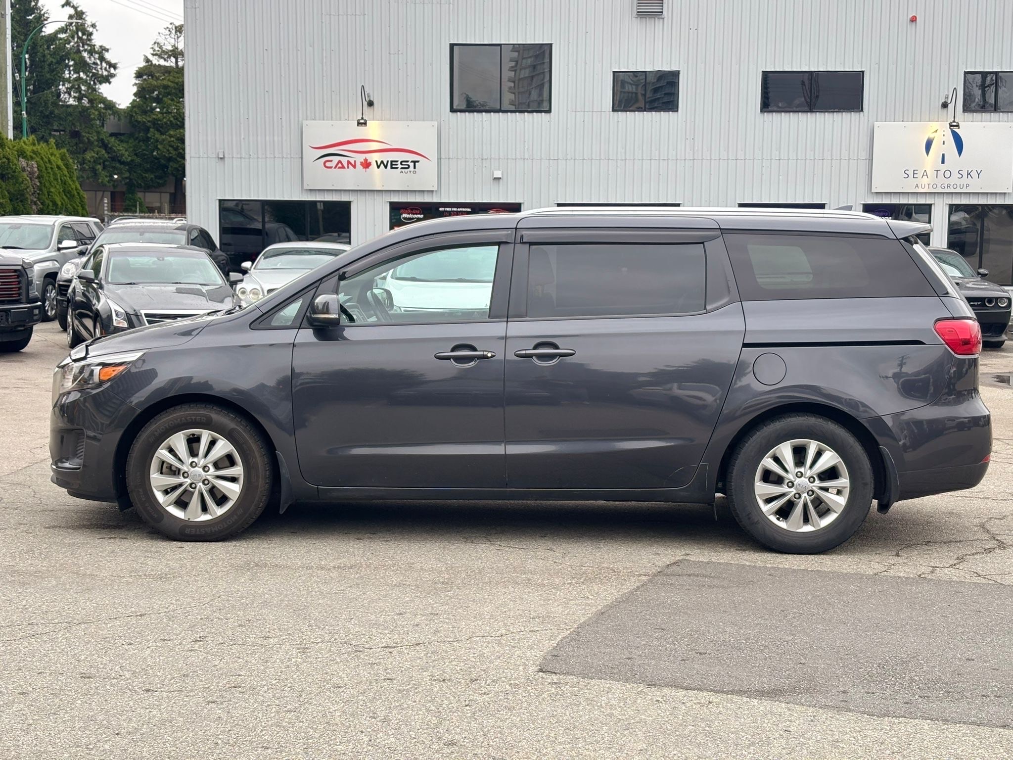 /canwestautoinc/2016-Kia-Sedona-28088934583146785.jpg