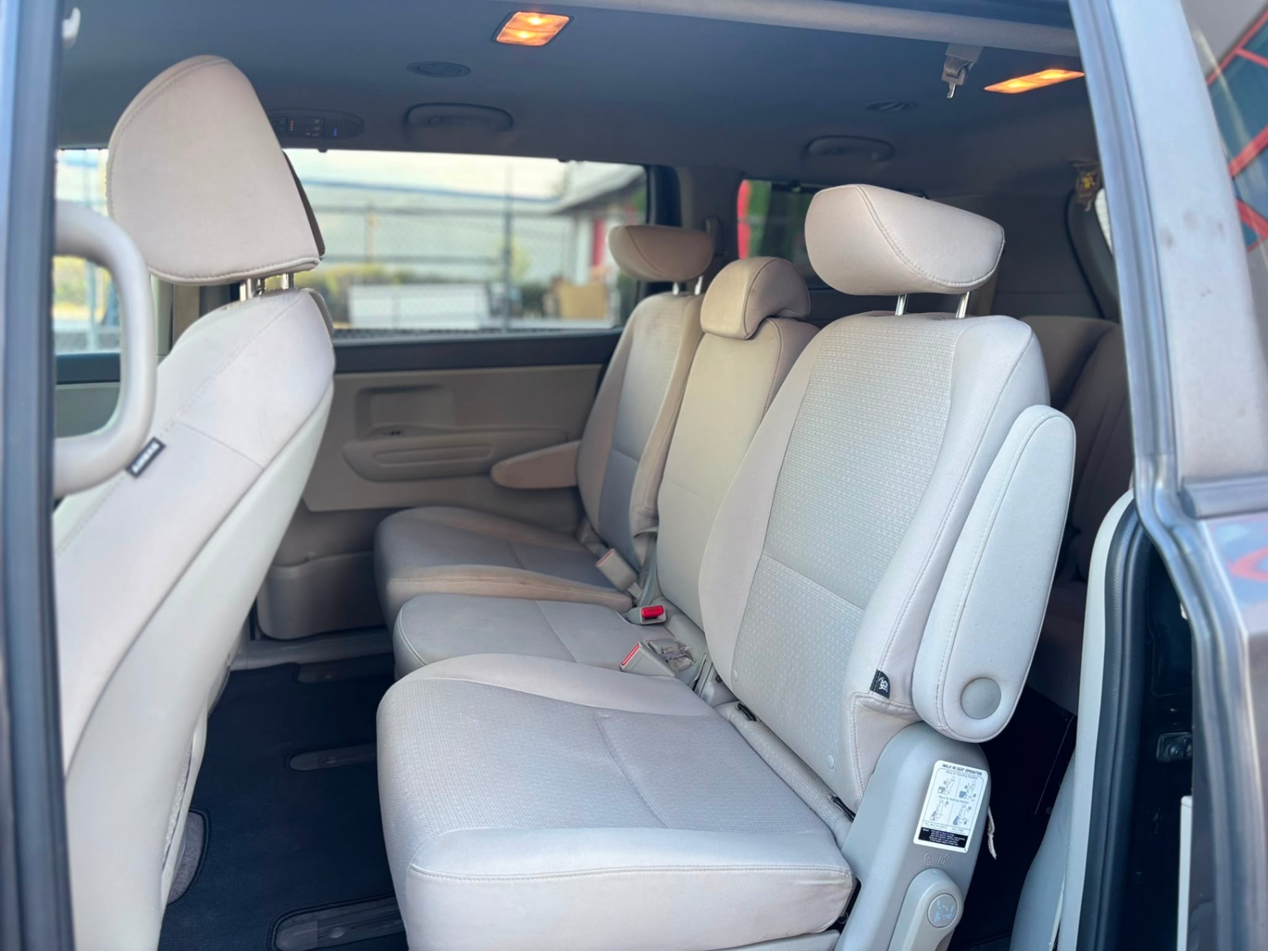 /canwestautoinc/2016-Kia-Sedona-5067883977547656.jpg