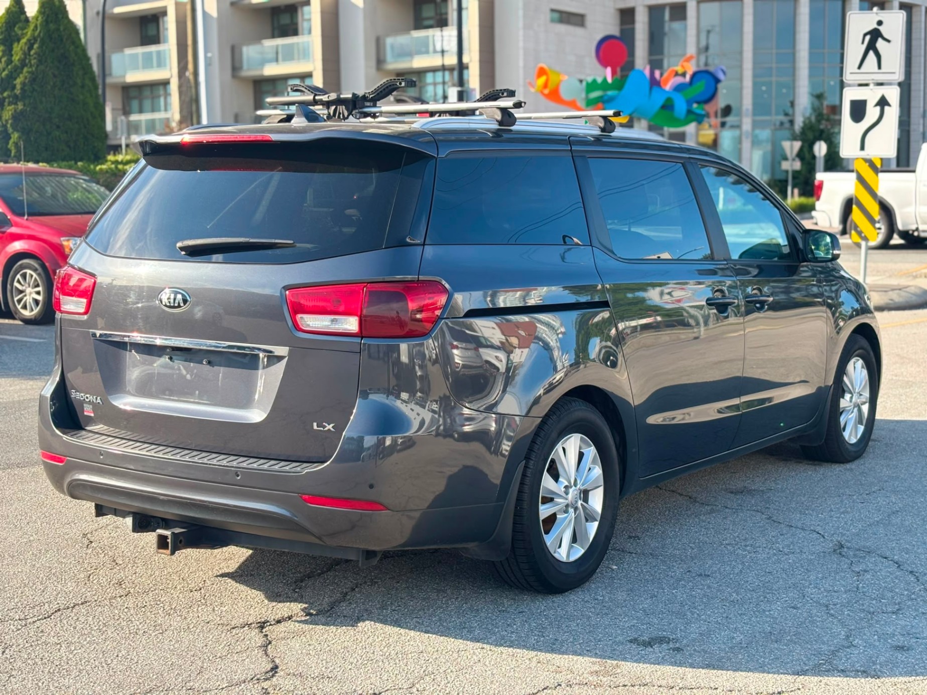 /canwestautoinc/2016-Kia-Sedona-9877361091446115.jpg