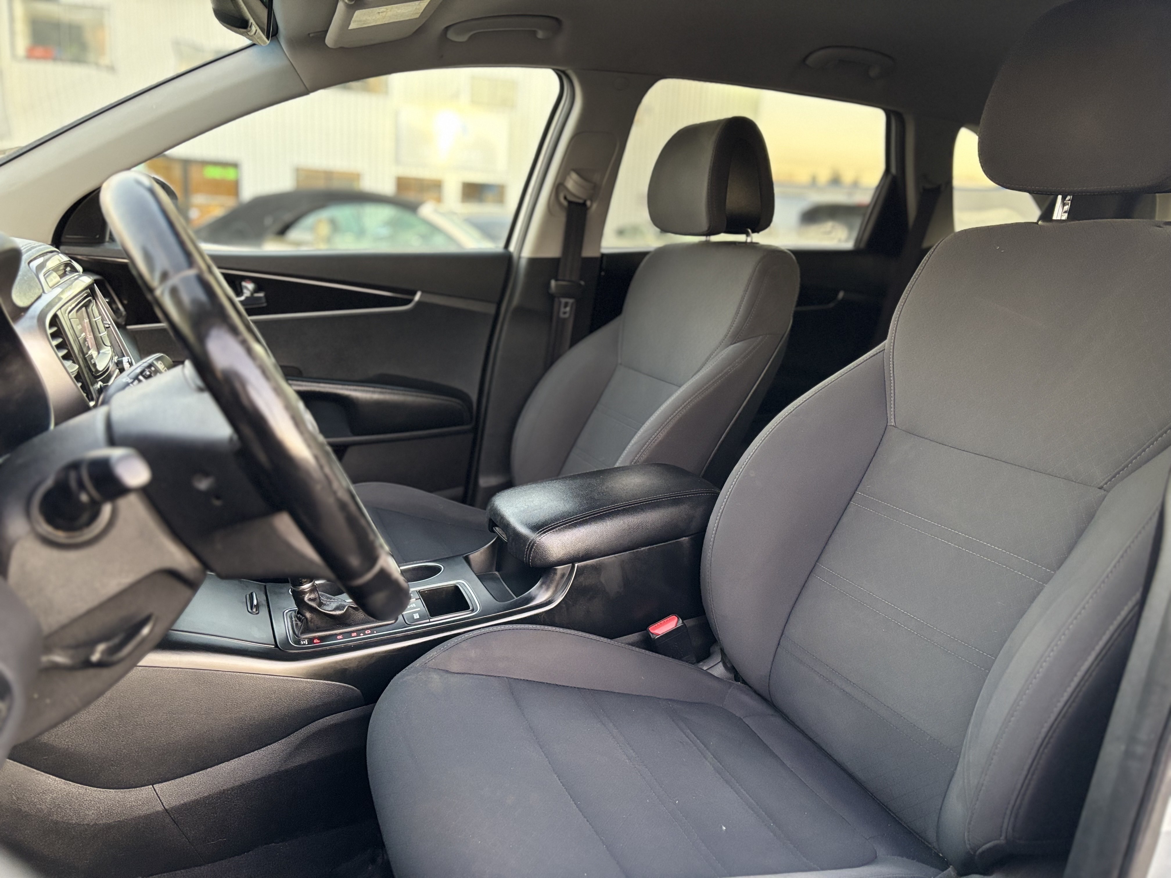 /canwestautoinc/2016-Kia-Sorento-0018524558191723717.jpg
