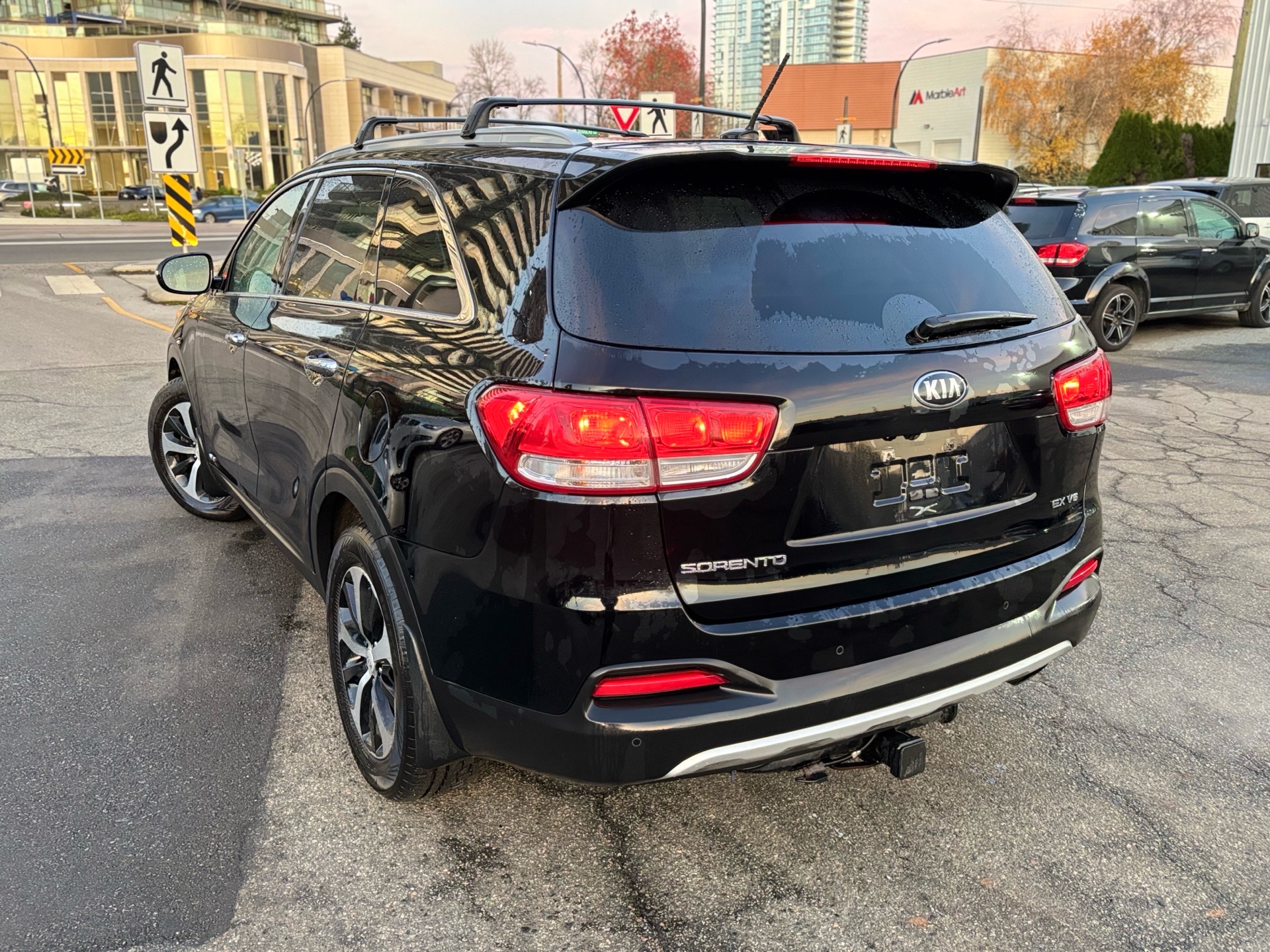 /canwestautoinc/2016-Kia-Sorento-26474772091627496.jpg