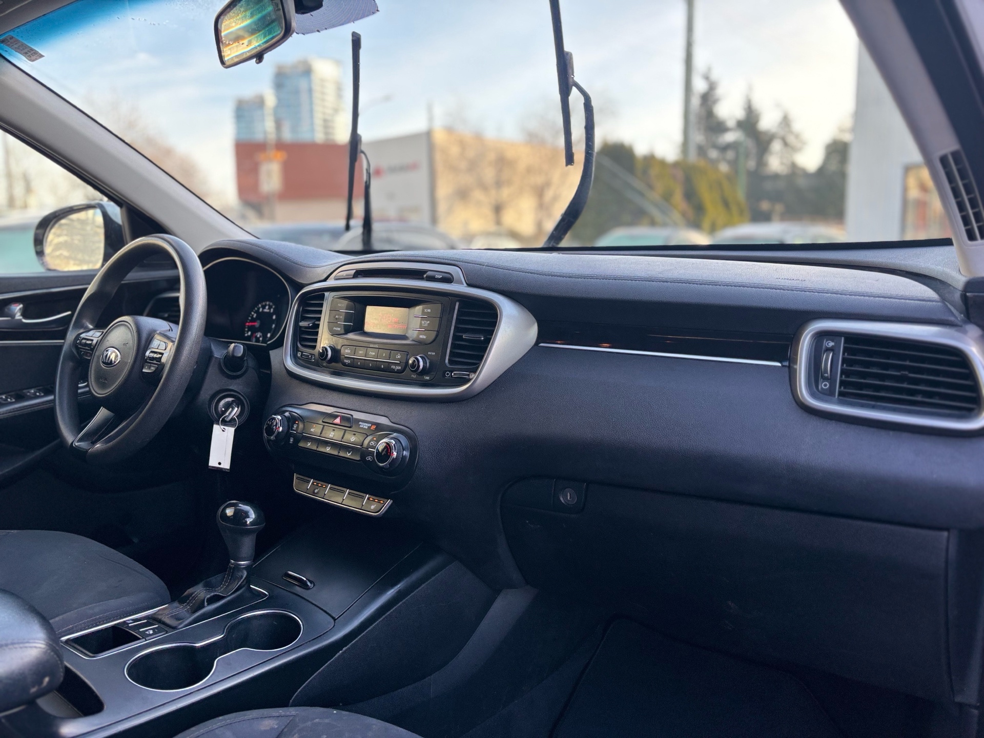 /canwestautoinc/2016-Kia-Sorento-2919244830574299.jpg