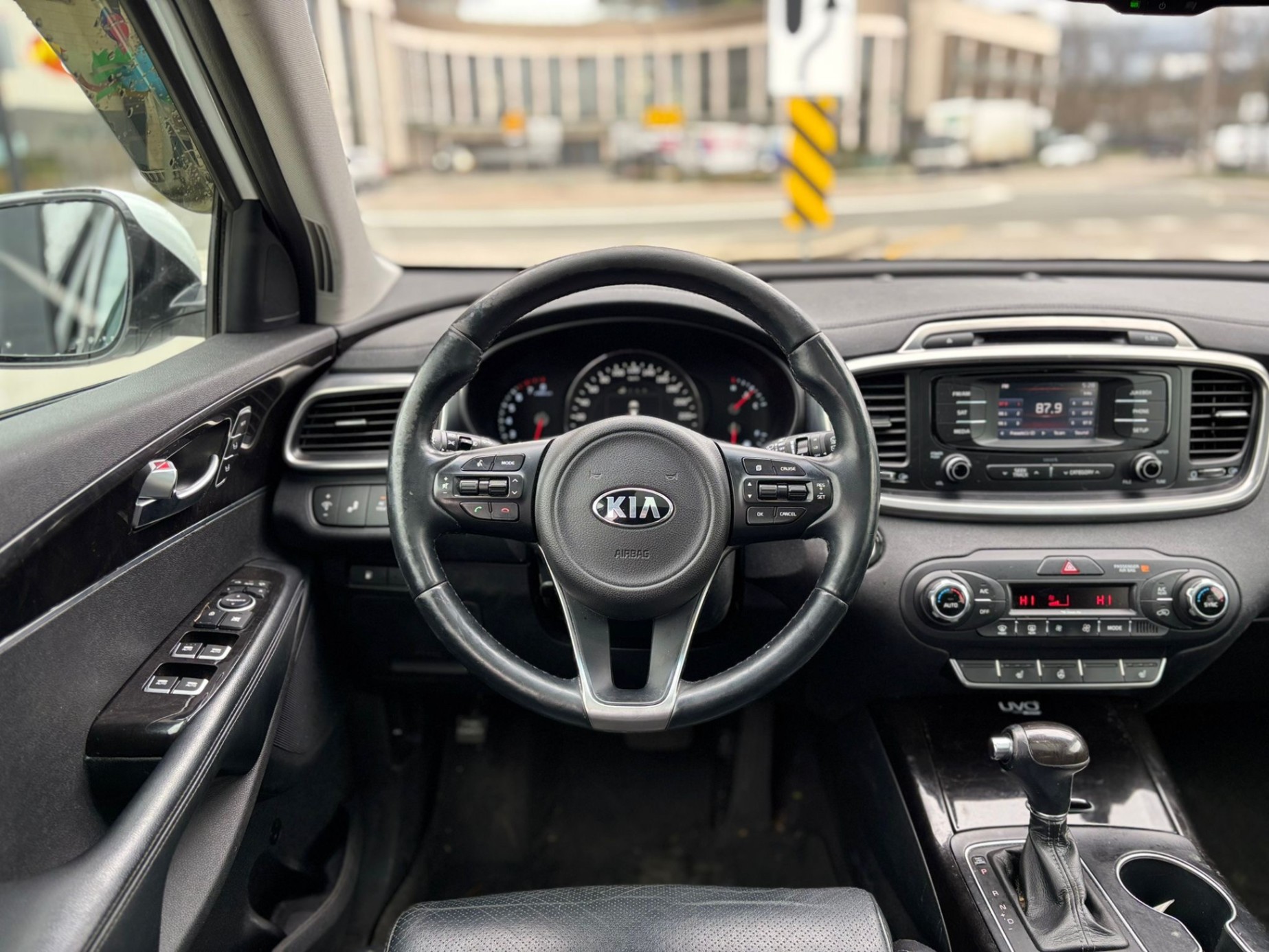 /canwestautoinc/2016-Kia-Sorento-37129428586101887.jpg