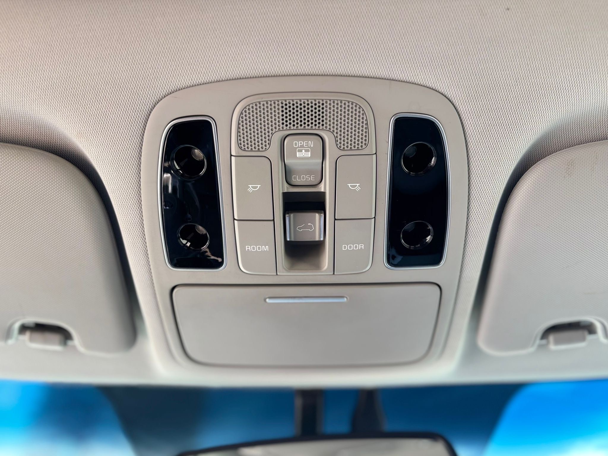 /canwestautoinc/2016-Kia-SoulEV-3392079569929243.jpg
