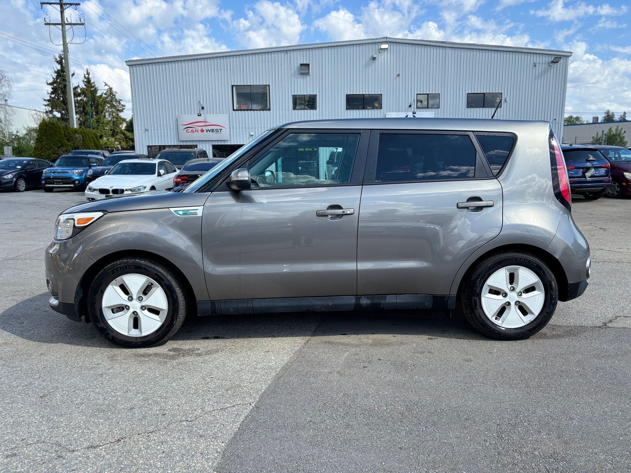 /canwestautoinc/2016-Kia-SoulEV-7889960714761708.jpg
