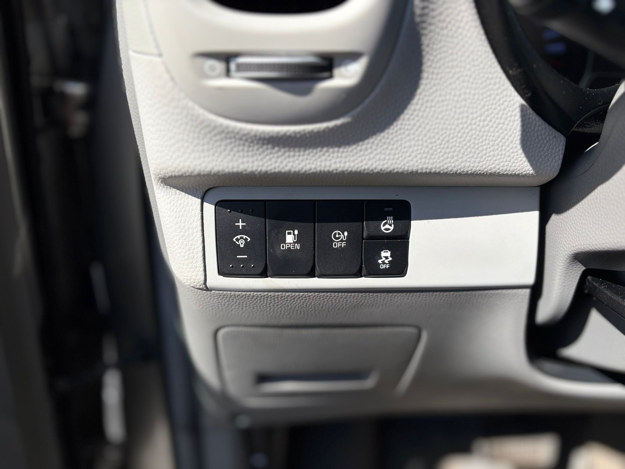 /canwestautoinc/2016-Kia-SoulEV-9516875659814457.jpg