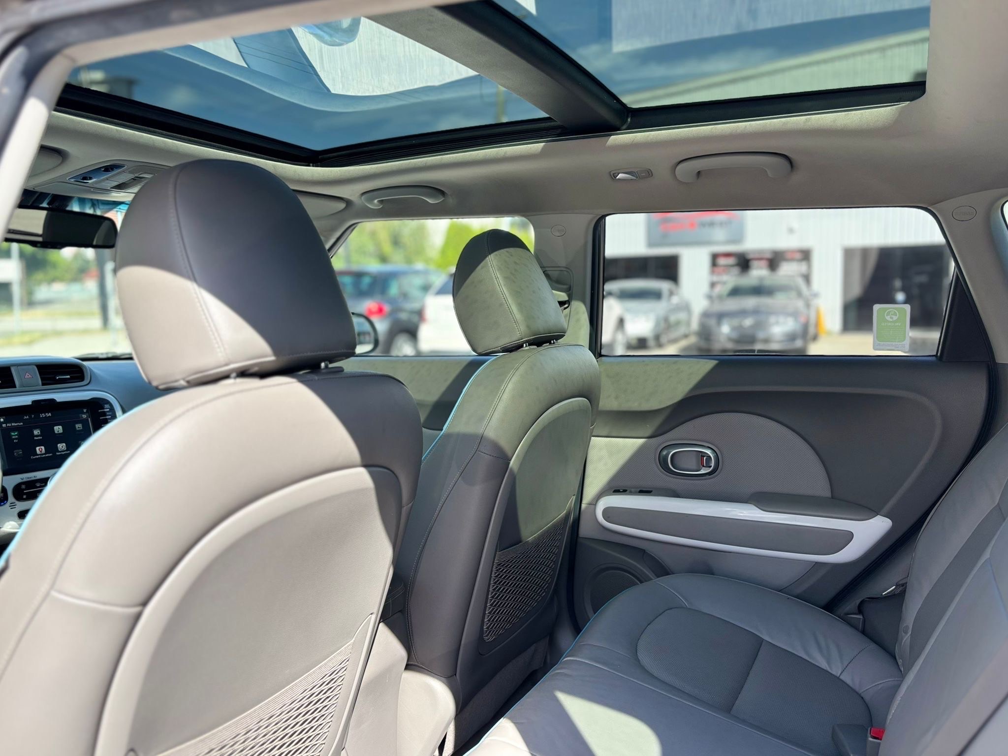 /canwestautoinc/2016-Kia-SoulEV-9704768278744074.jpg