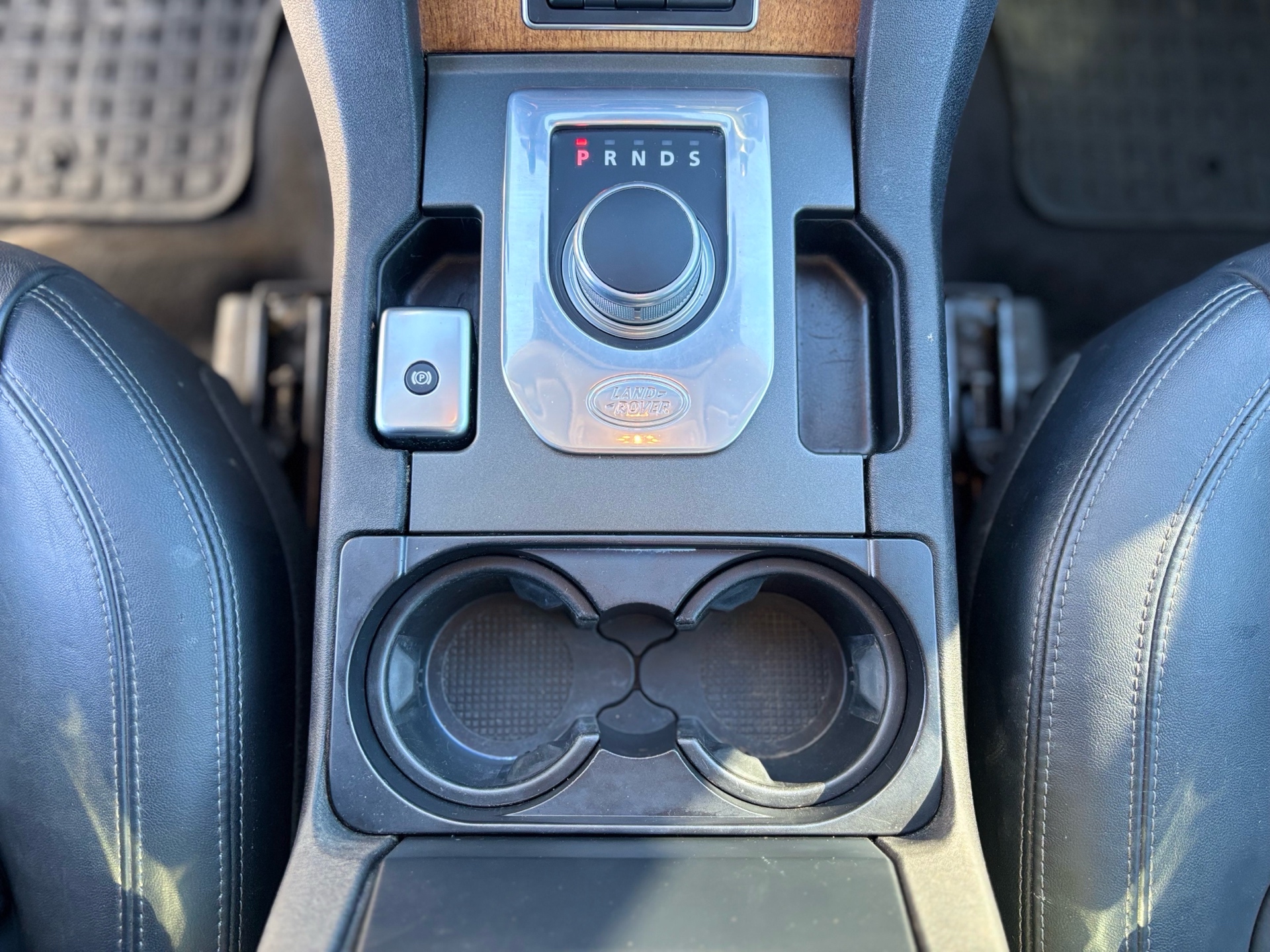 /canwestautoinc/2016-LandRover-LR4-6252976256074254.jpg
