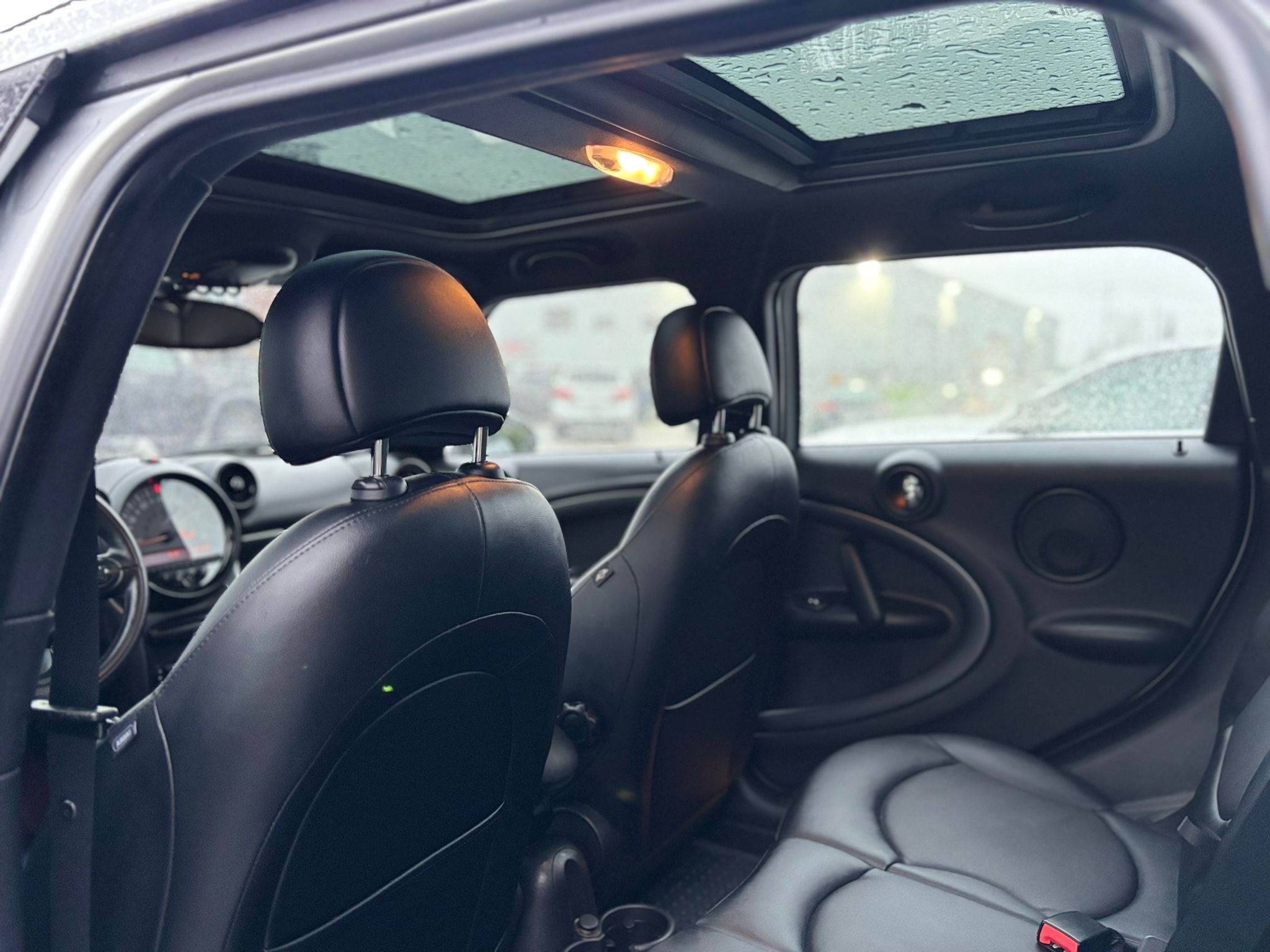 /canwestautoinc/2016-MINI-CooperCountryman-05942167232589268.jpg