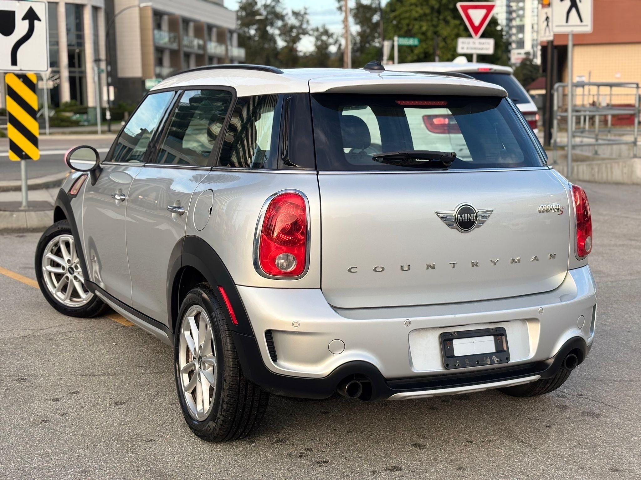 /canwestautoinc/2016-MINI-CooperCountryman-49594945326210915.jpg