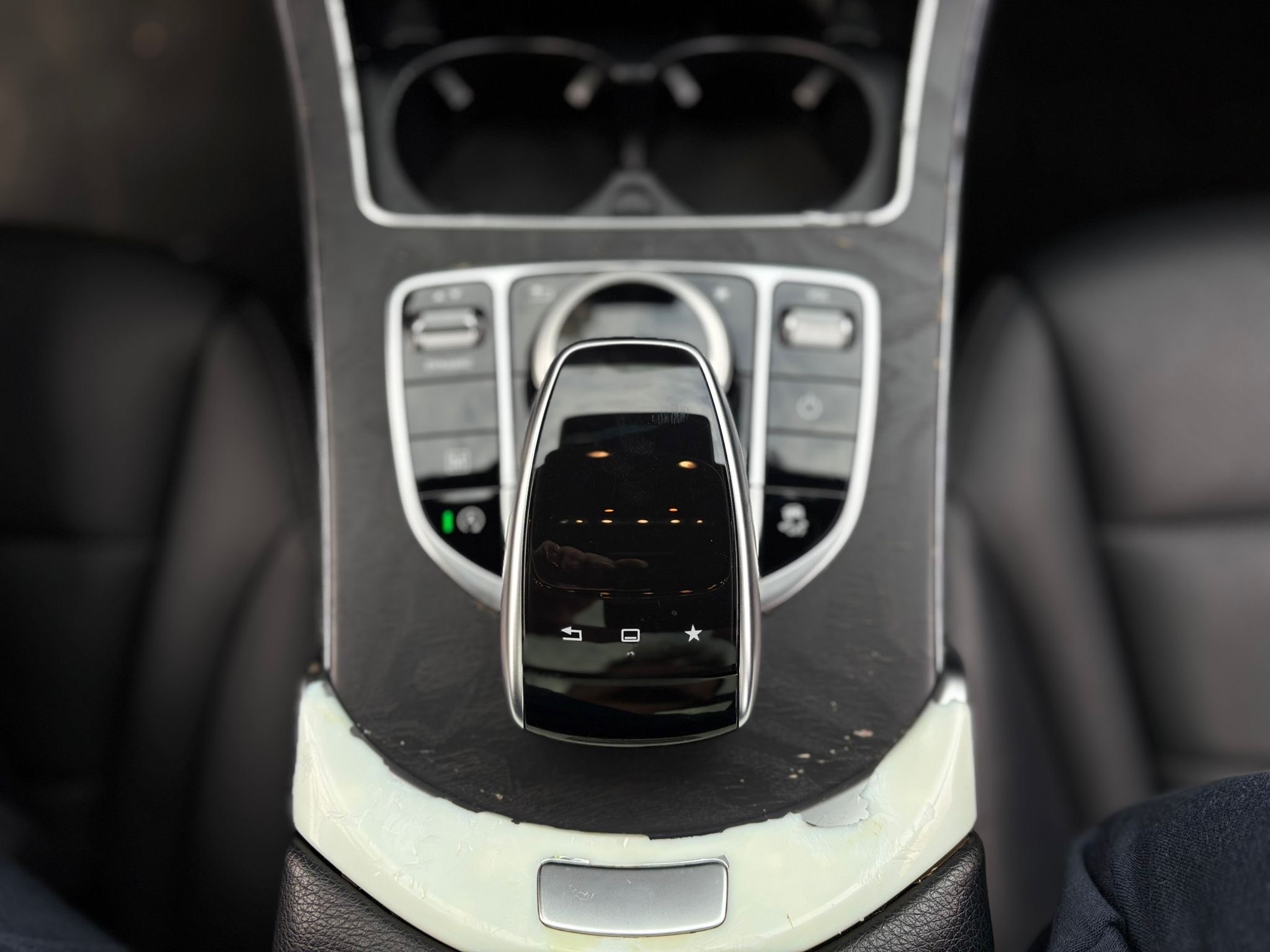 /canwestautoinc/2016-Mercedes-Benz-GLC-class-5113536558900318.jpg