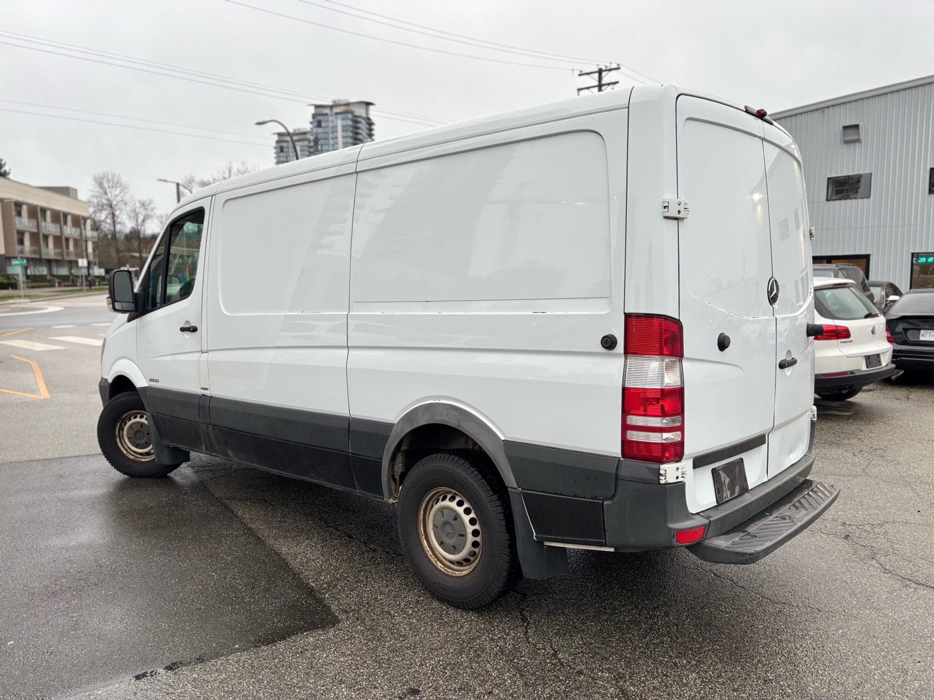 /canwestautoinc/2016-Mercedes-Benz-SprinterCargo-26613401895867983.jpg
