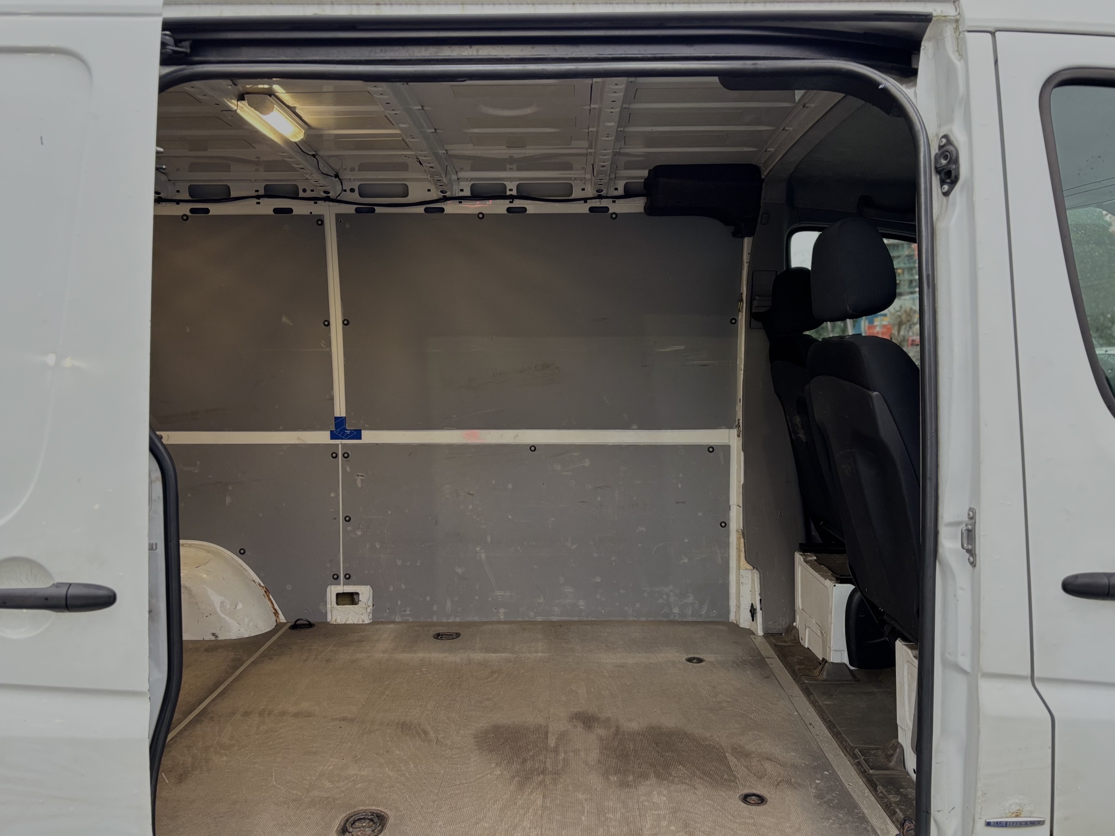 /canwestautoinc/2016-Mercedes-Benz-SprinterCargo-4729869385394696.jpg
