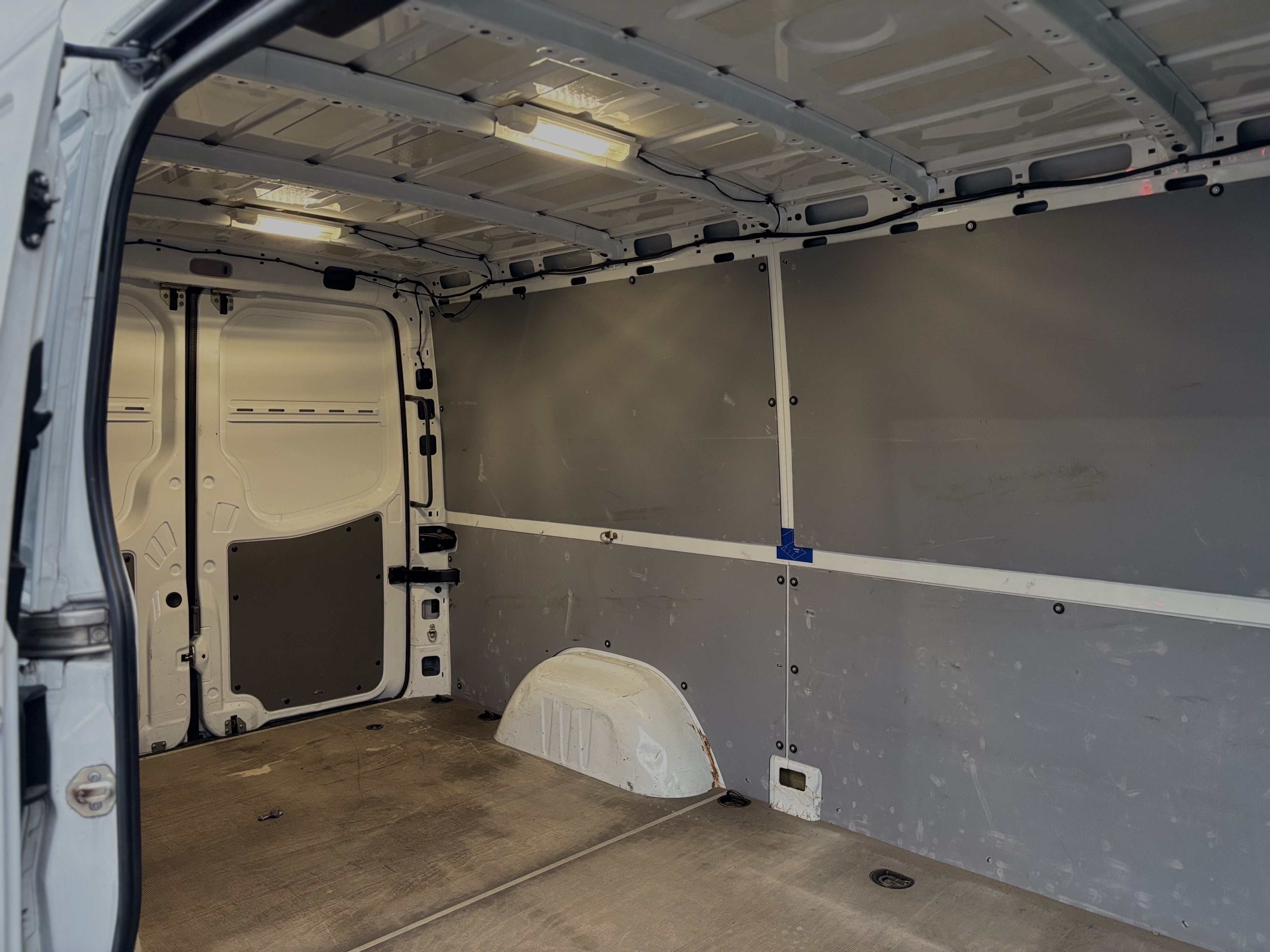 /canwestautoinc/2016-Mercedes-Benz-SprinterCargo-5104055667352614.jpg