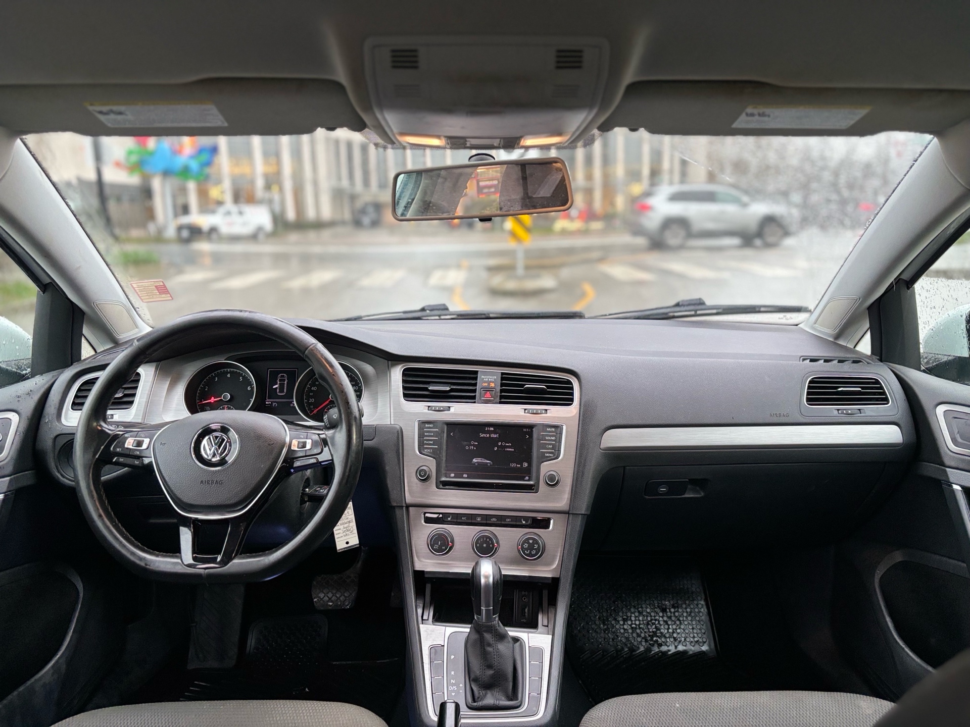 /canwestautoinc/2016-Volkswagen-GolfSportwagon-050058809433359164.jpg