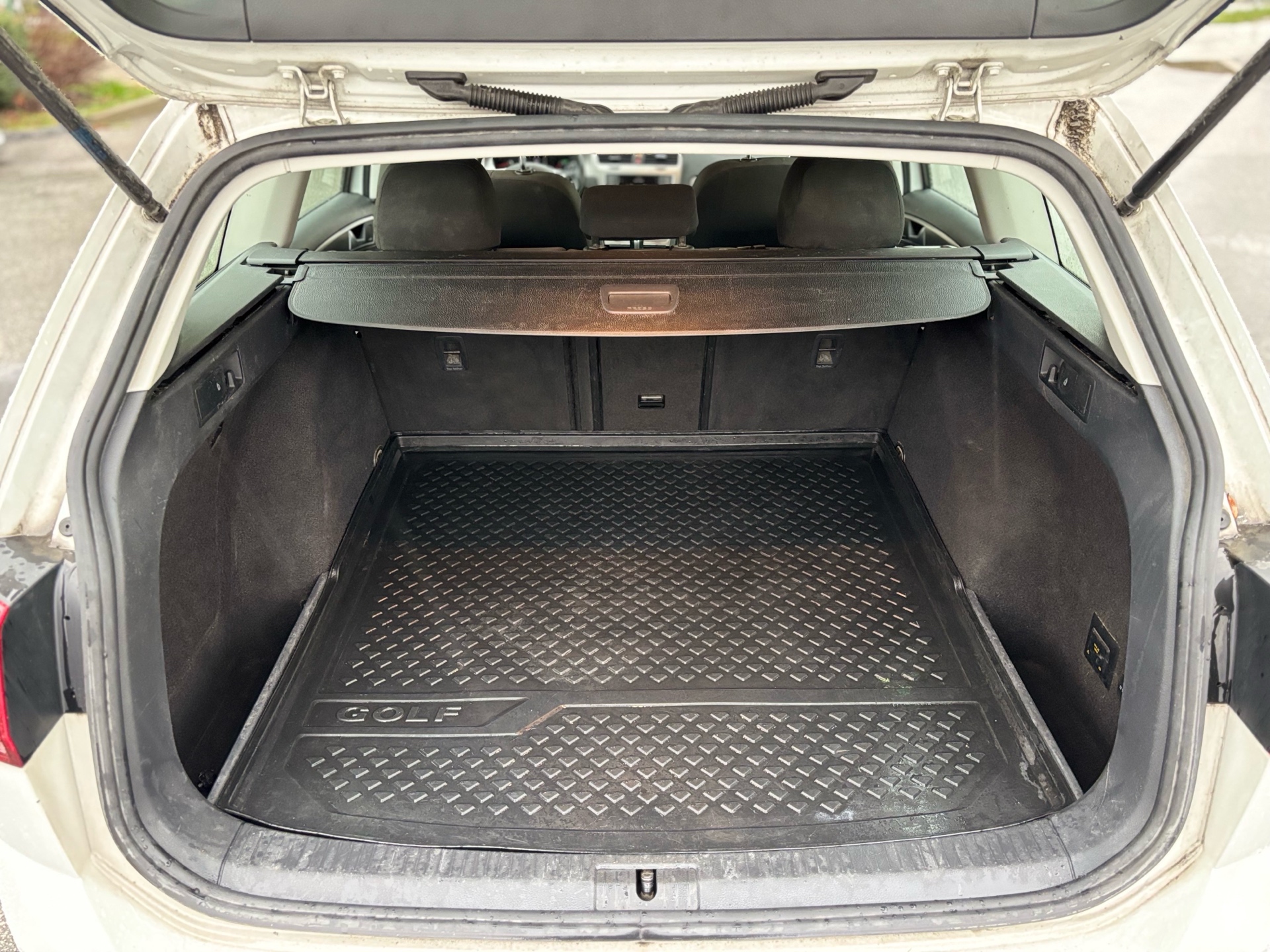 /canwestautoinc/2016-Volkswagen-GolfSportwagon-870900723043734.jpg