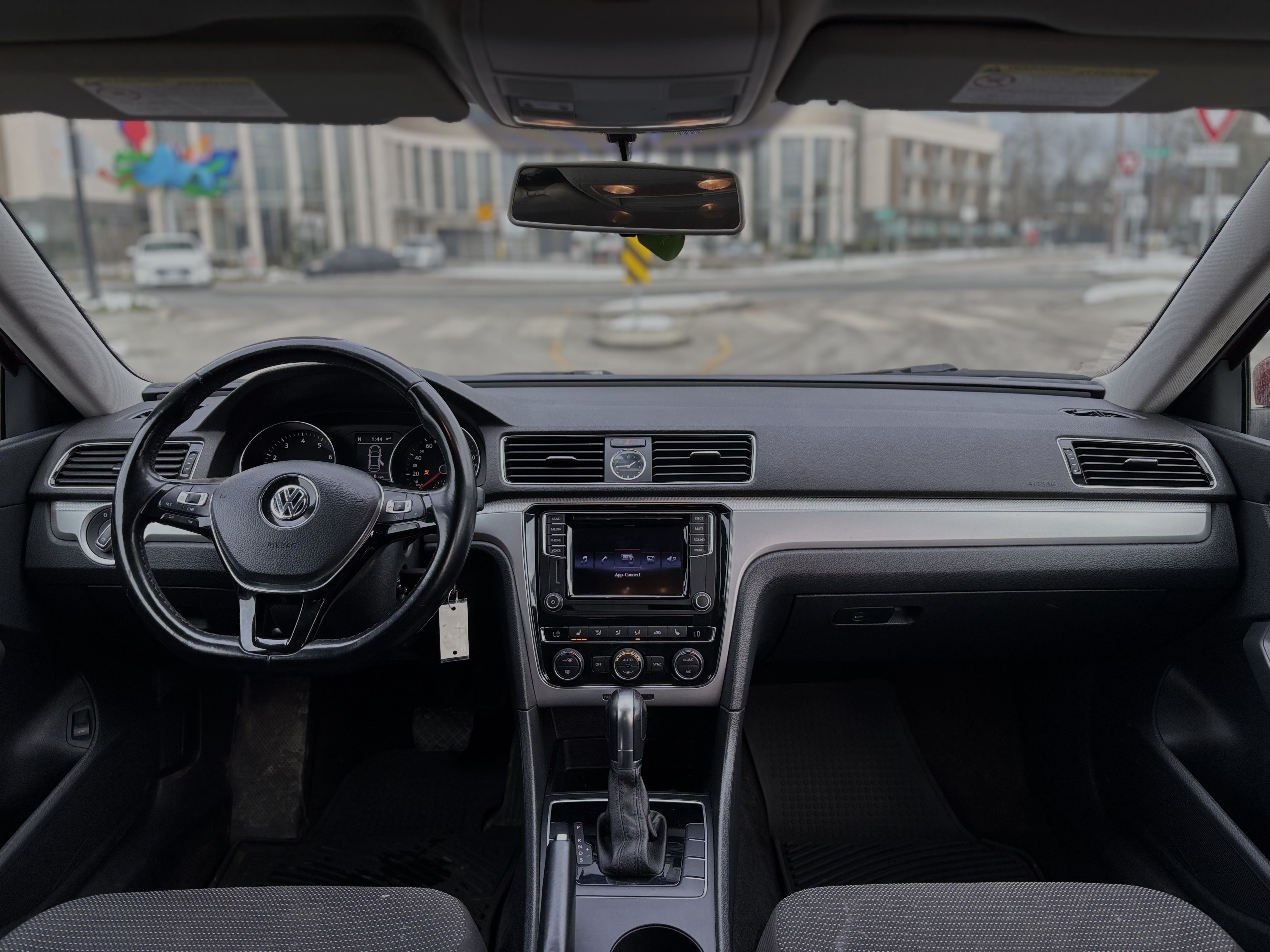 /canwestautoinc/2016-Volkswagen-Passat-06385113915967233.jpg
