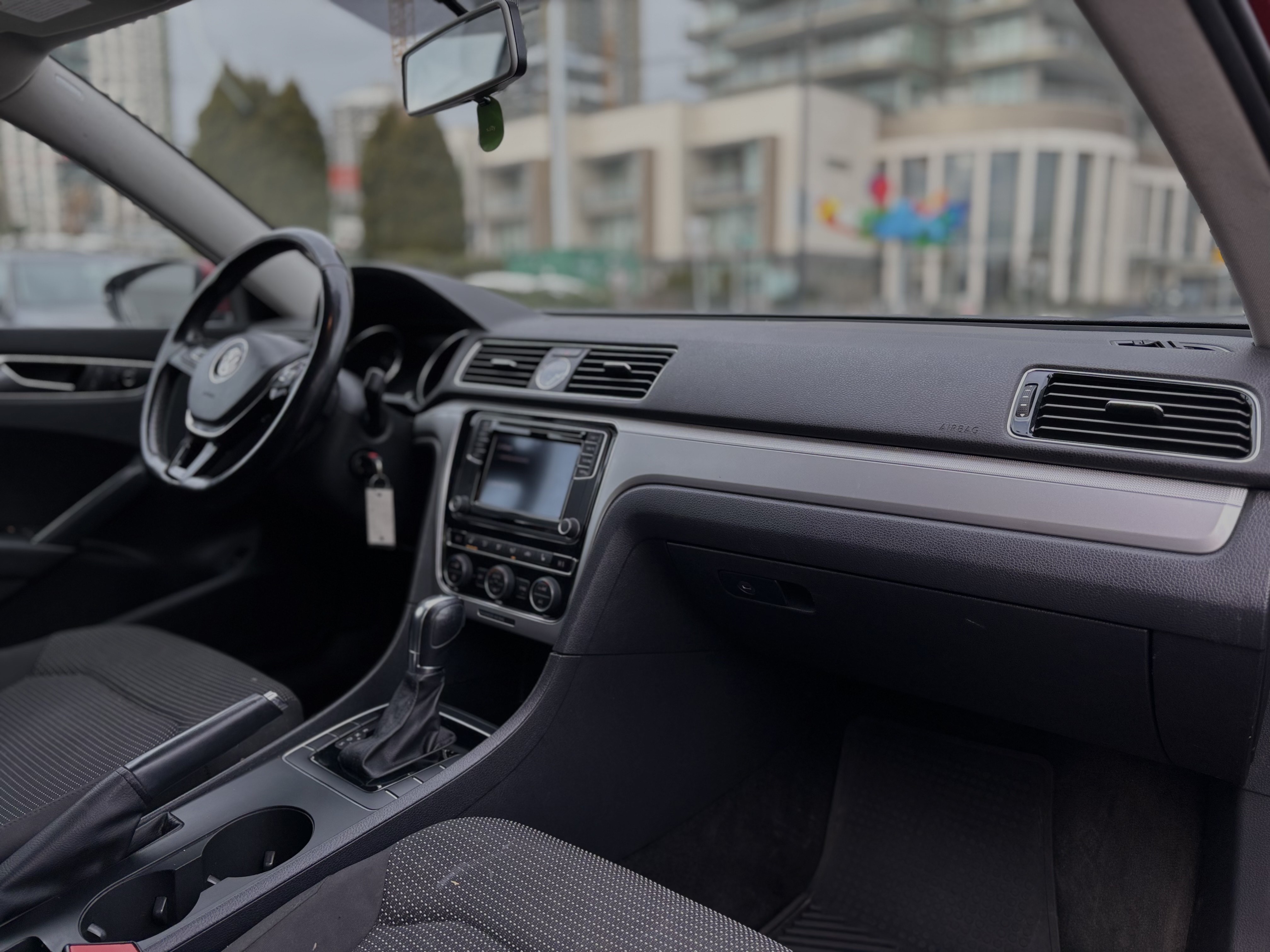 /canwestautoinc/2016-Volkswagen-Passat-8682575230388525.jpg