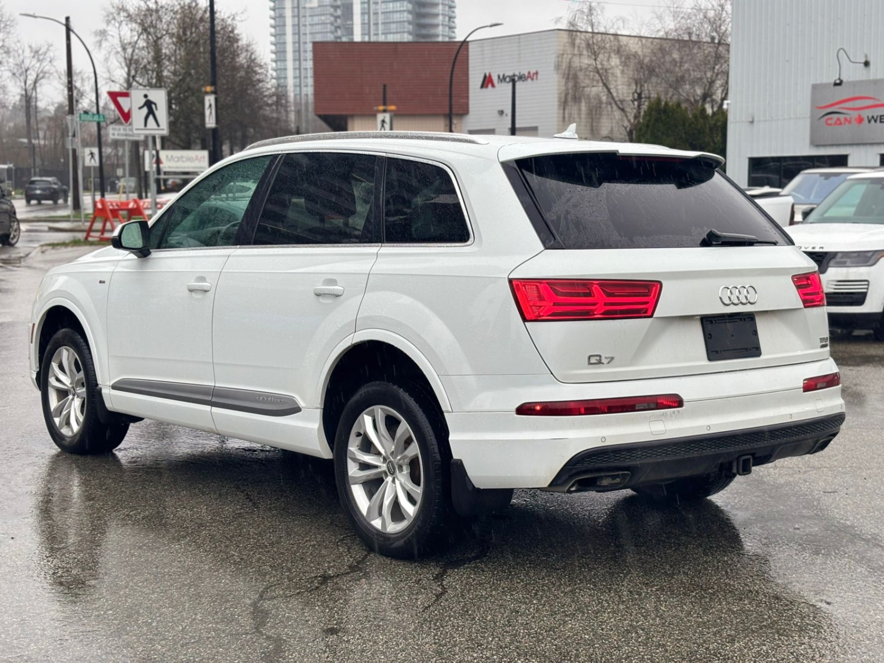 /canwestautoinc/2017-Audi-Q7-3216354038748812.jpg