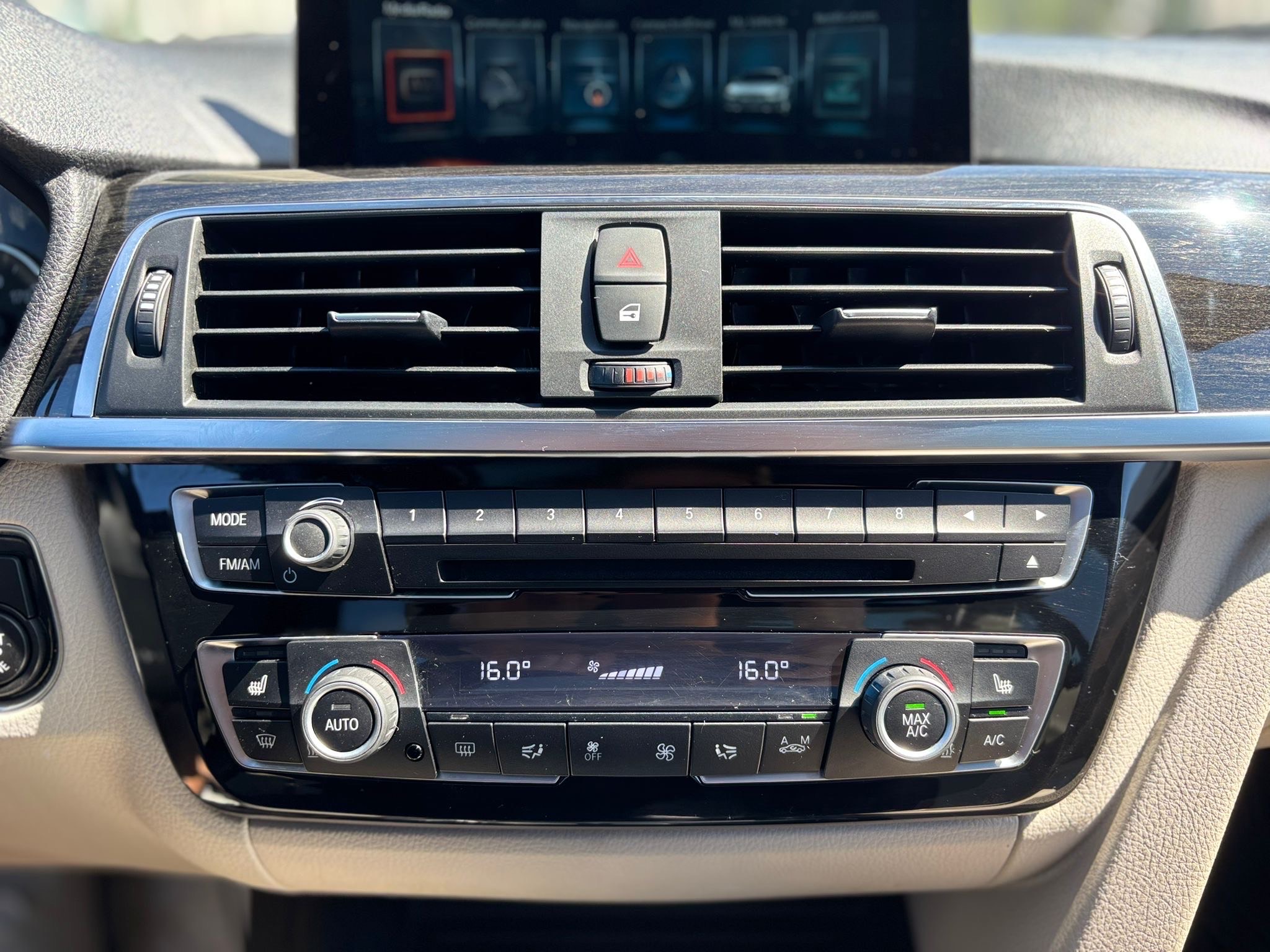 /canwestautoinc/2017-BMW-3Series-22624373142993726.jpg