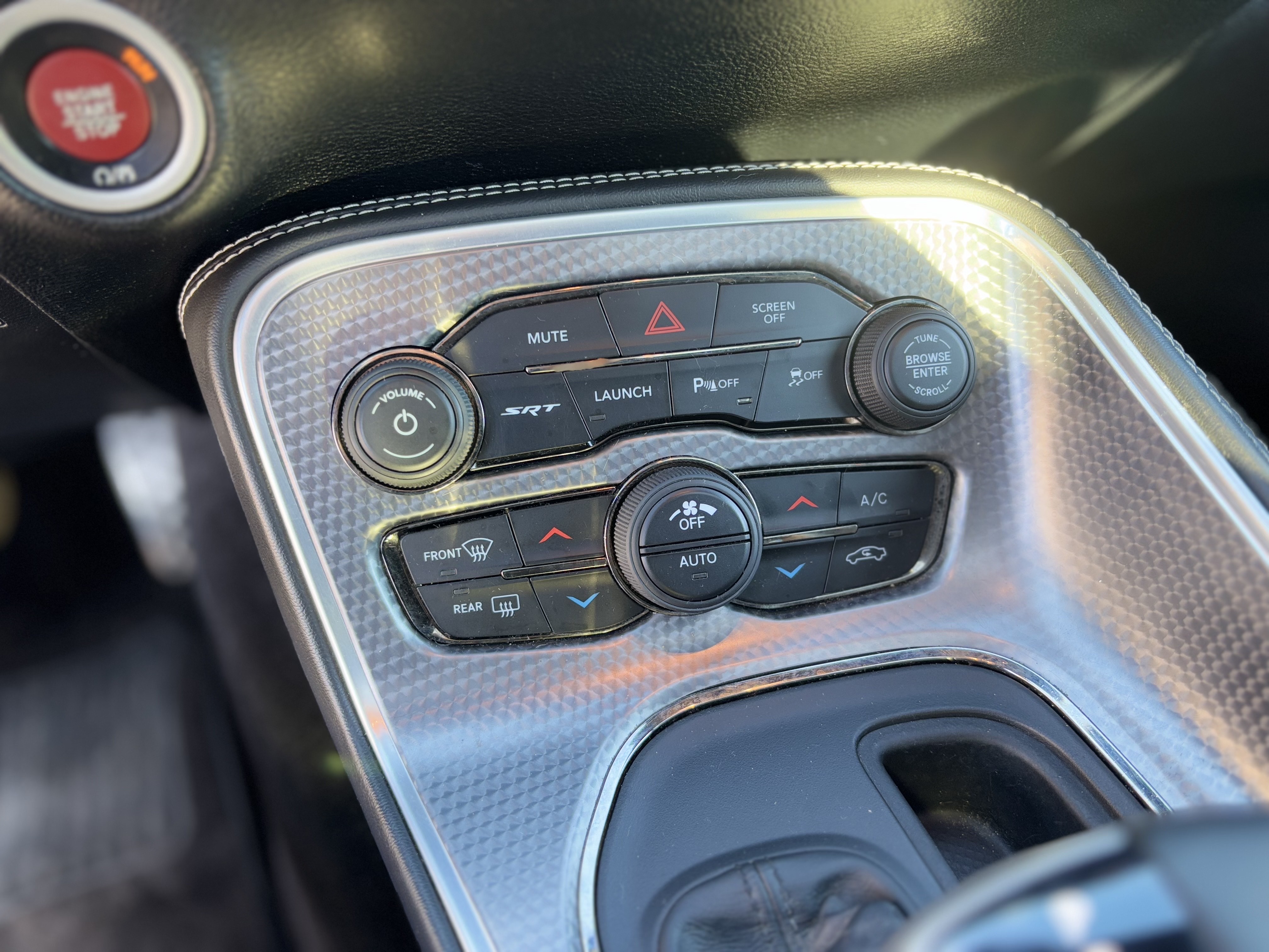 /canwestautoinc/2017-Dodge-Challenger-6929978110351822.jpg