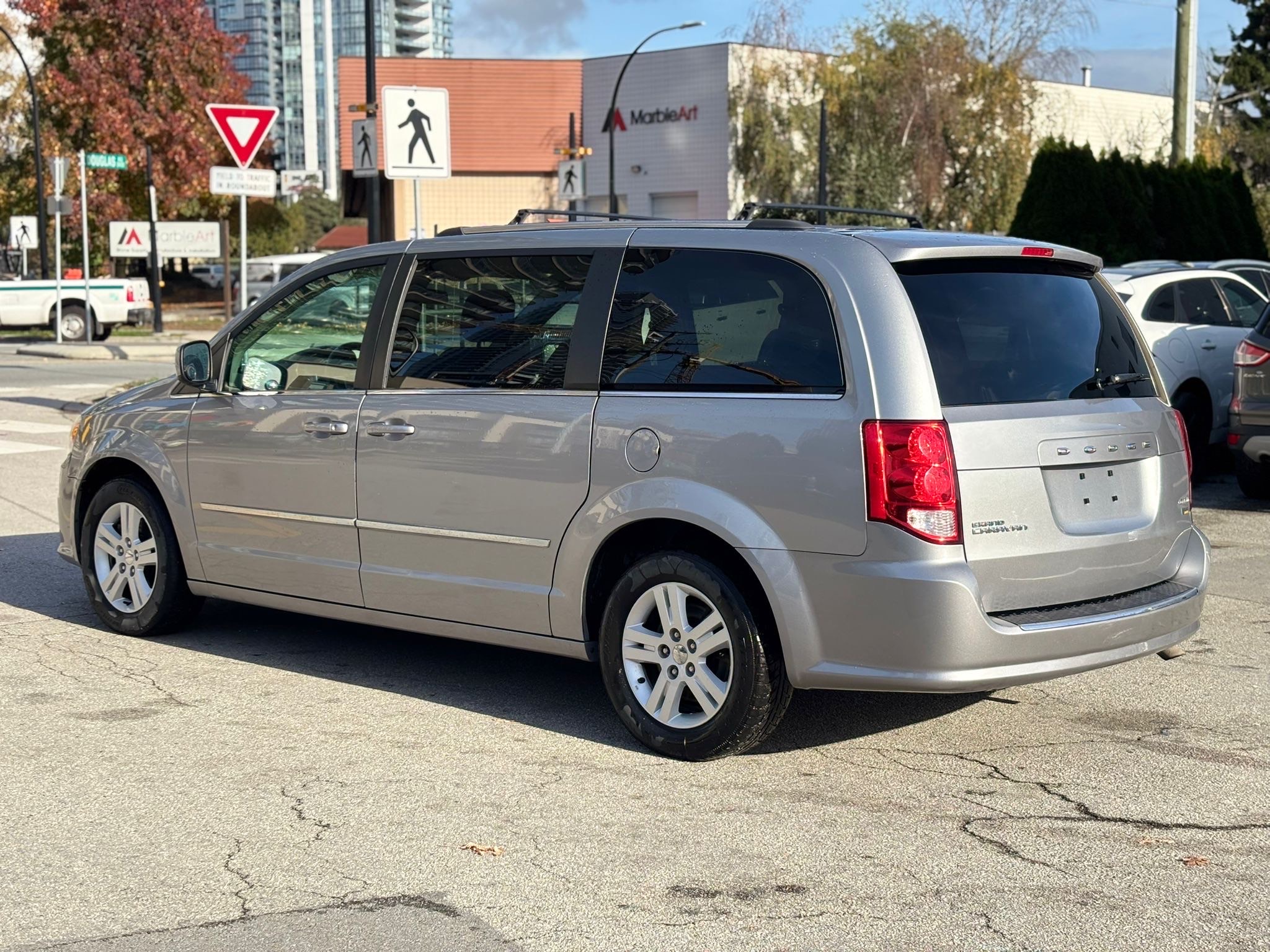 /canwestautoinc/2017-Dodge-GrandCaravan-00998581818952693.jpg