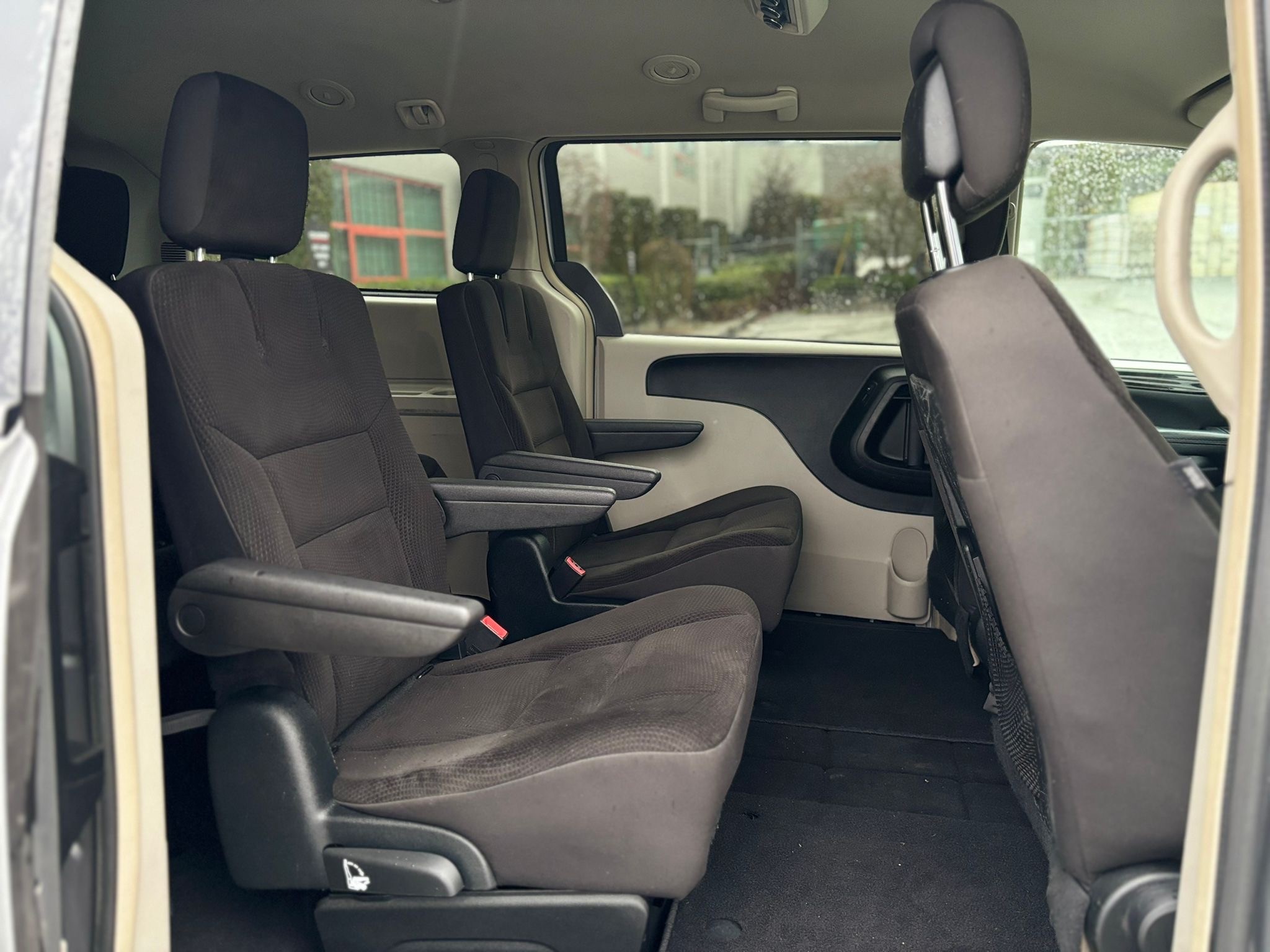 /canwestautoinc/2017-Dodge-GrandCaravan-2973073825525674.jpg