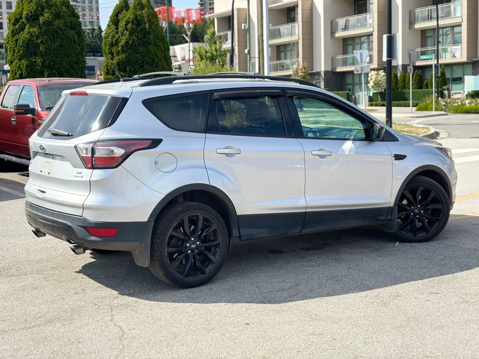 /canwestautoinc/2017-Ford-Escape-17078649268368062.jpg