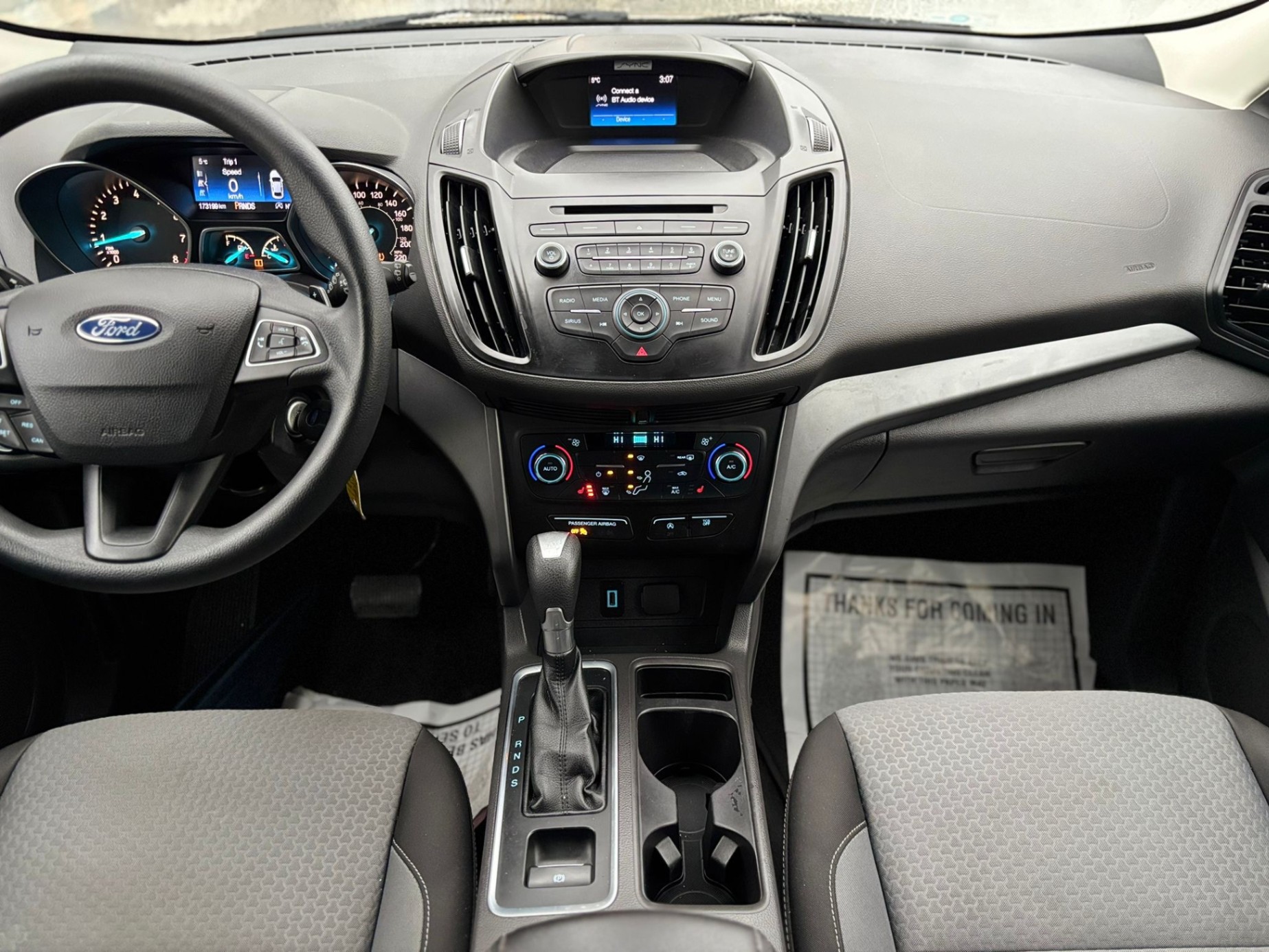 /canwestautoinc/2017-Ford-Escape-20411665598988415.jpg
