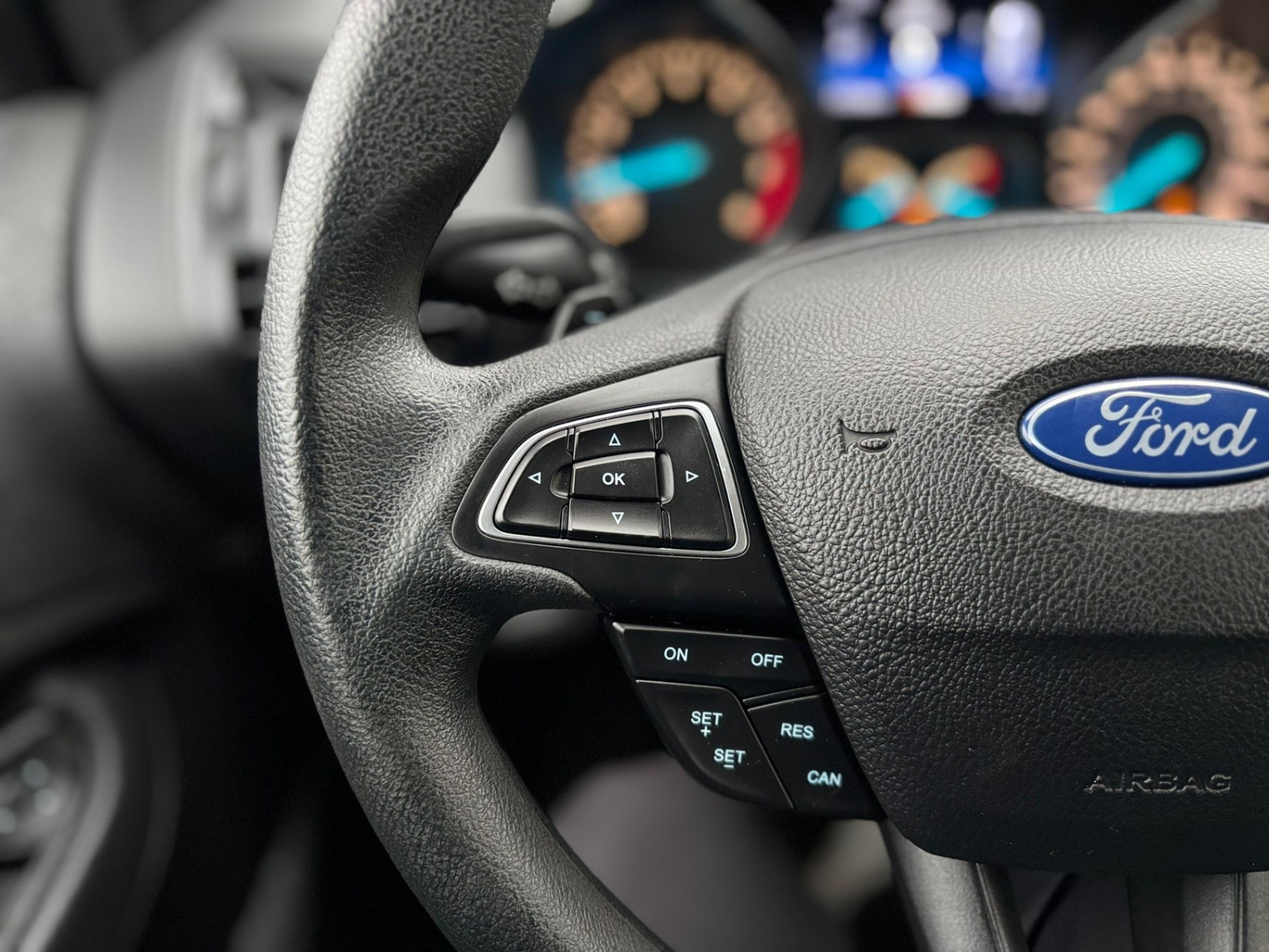 /canwestautoinc/2017-Ford-Escape-6106738399016491.jpg