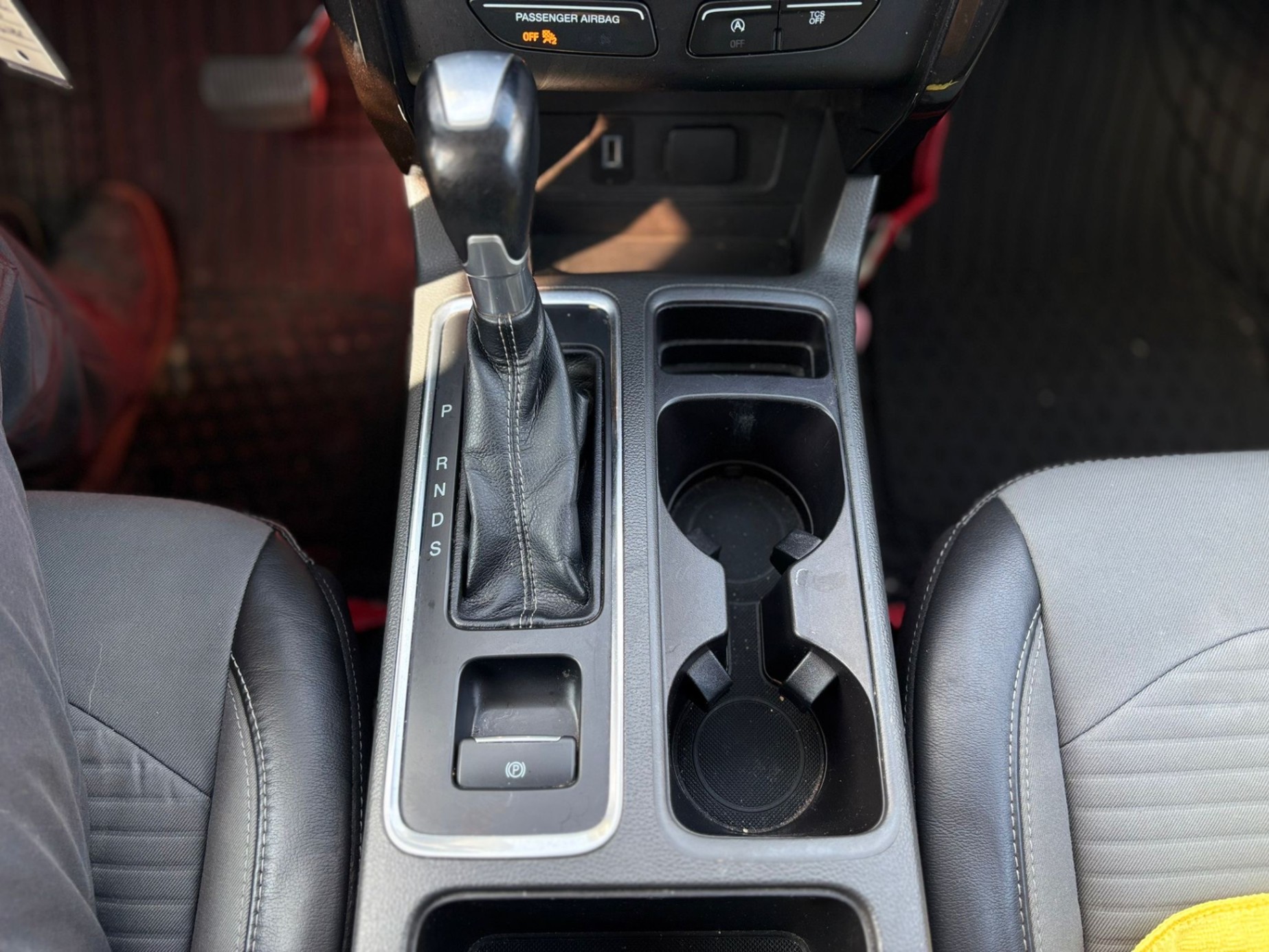 /canwestautoinc/2017-Ford-Escape-6305876161914745.jpg