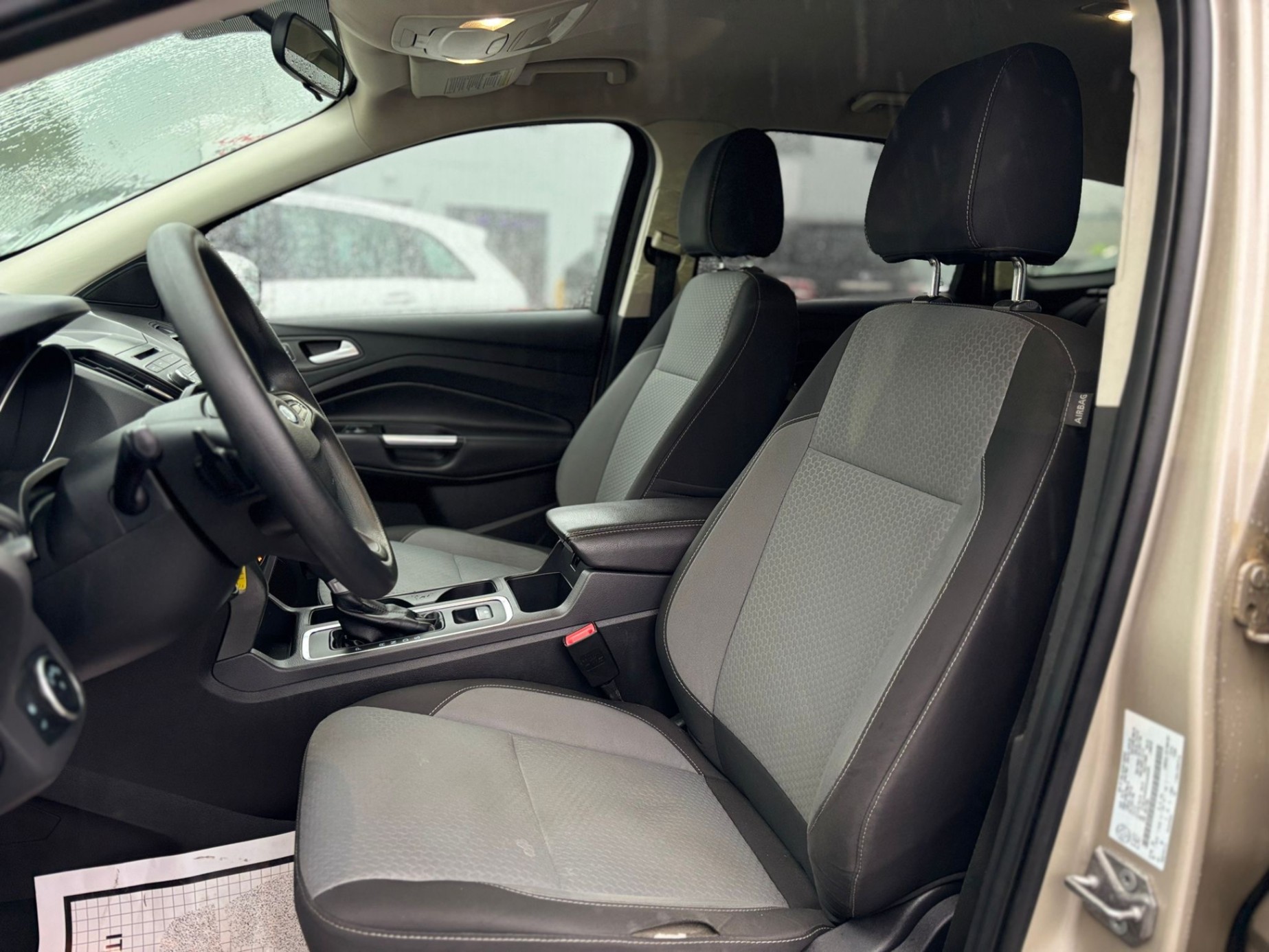 /canwestautoinc/2017-Ford-Escape-783936078073775.jpg