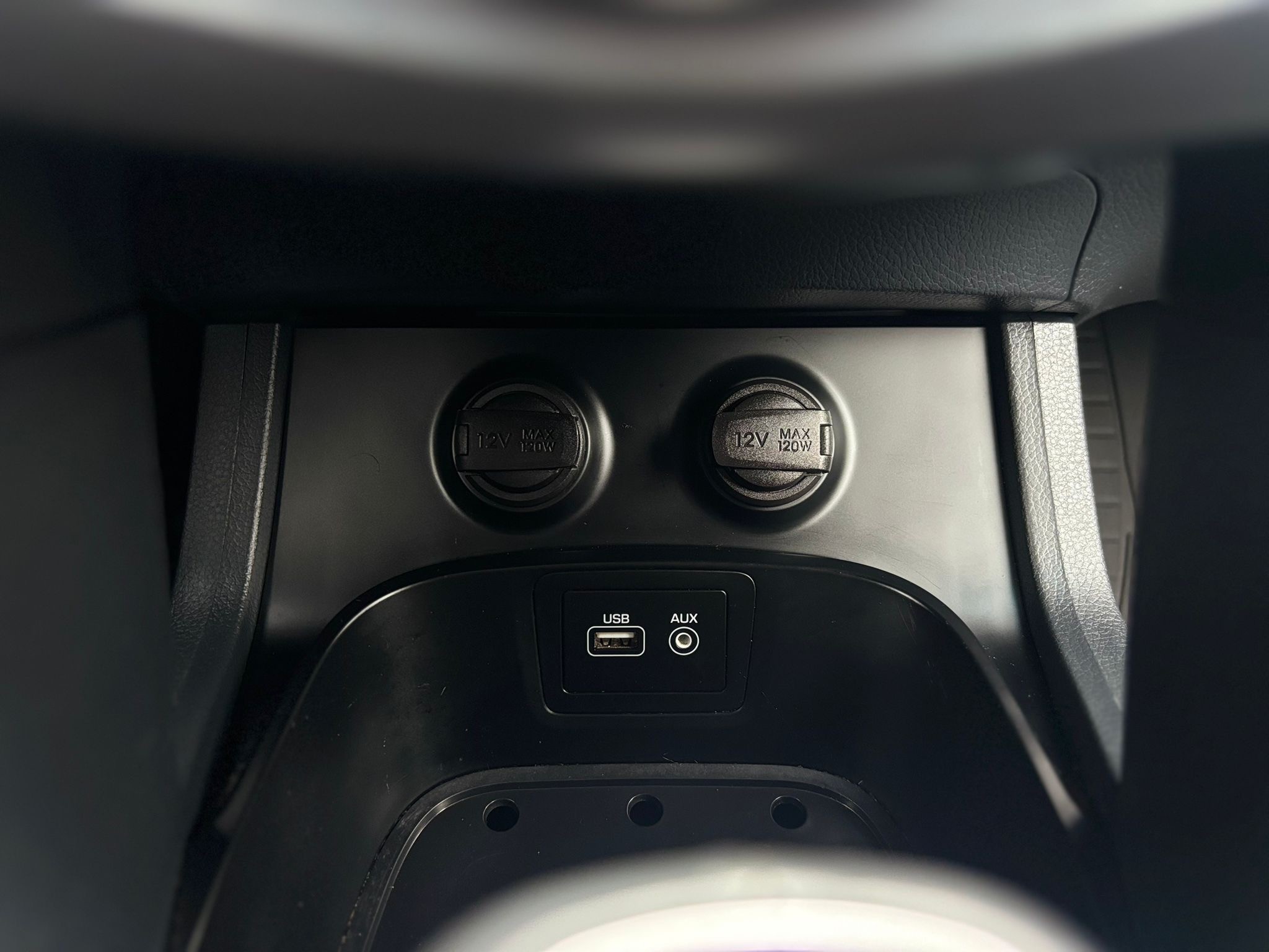 /canwestautoinc/2017-Hyundai-SantaFe-28206356216200734.jpg