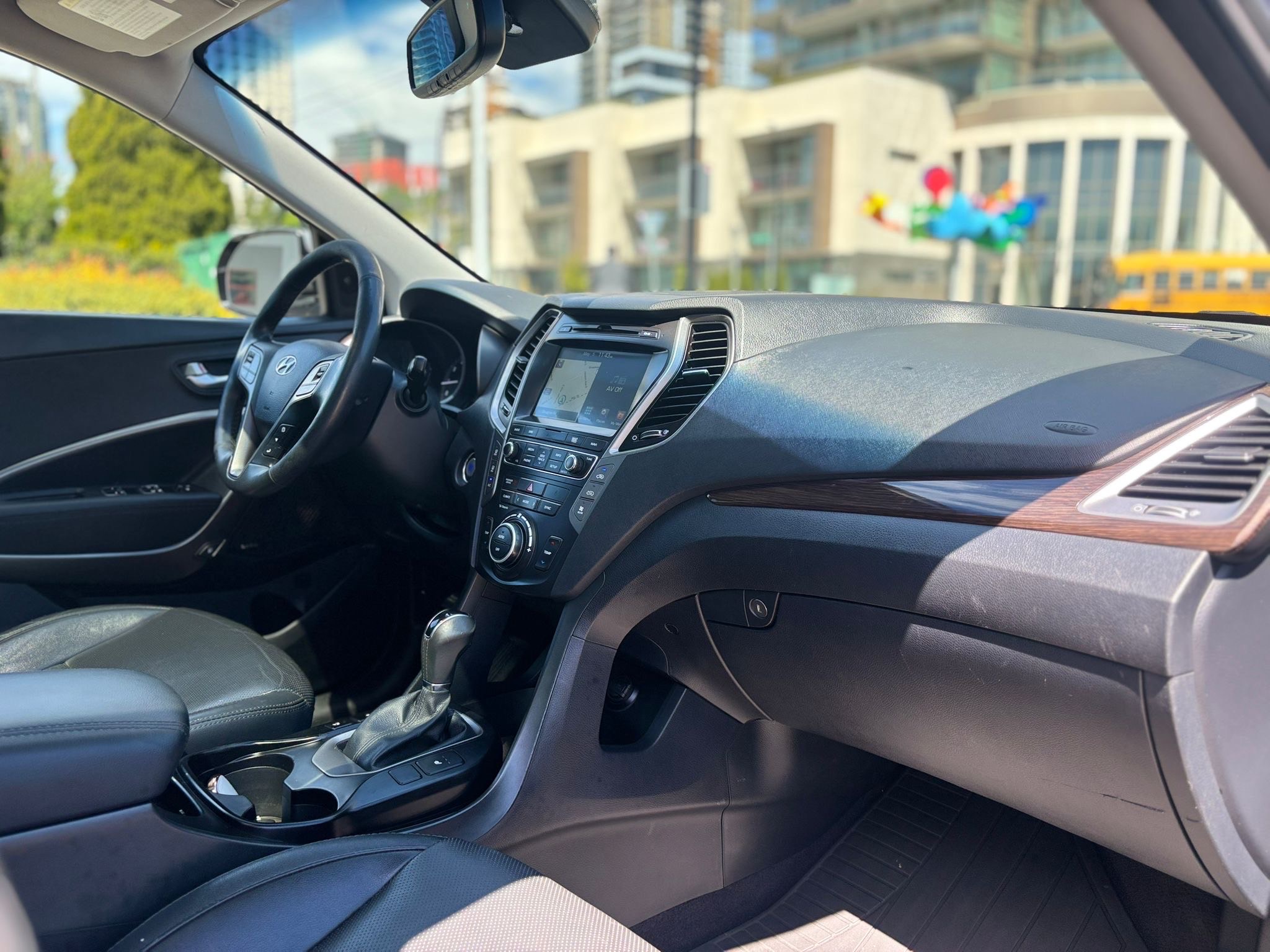 /canwestautoinc/2017-Hyundai-SantaFe-6290456637337232.jpg