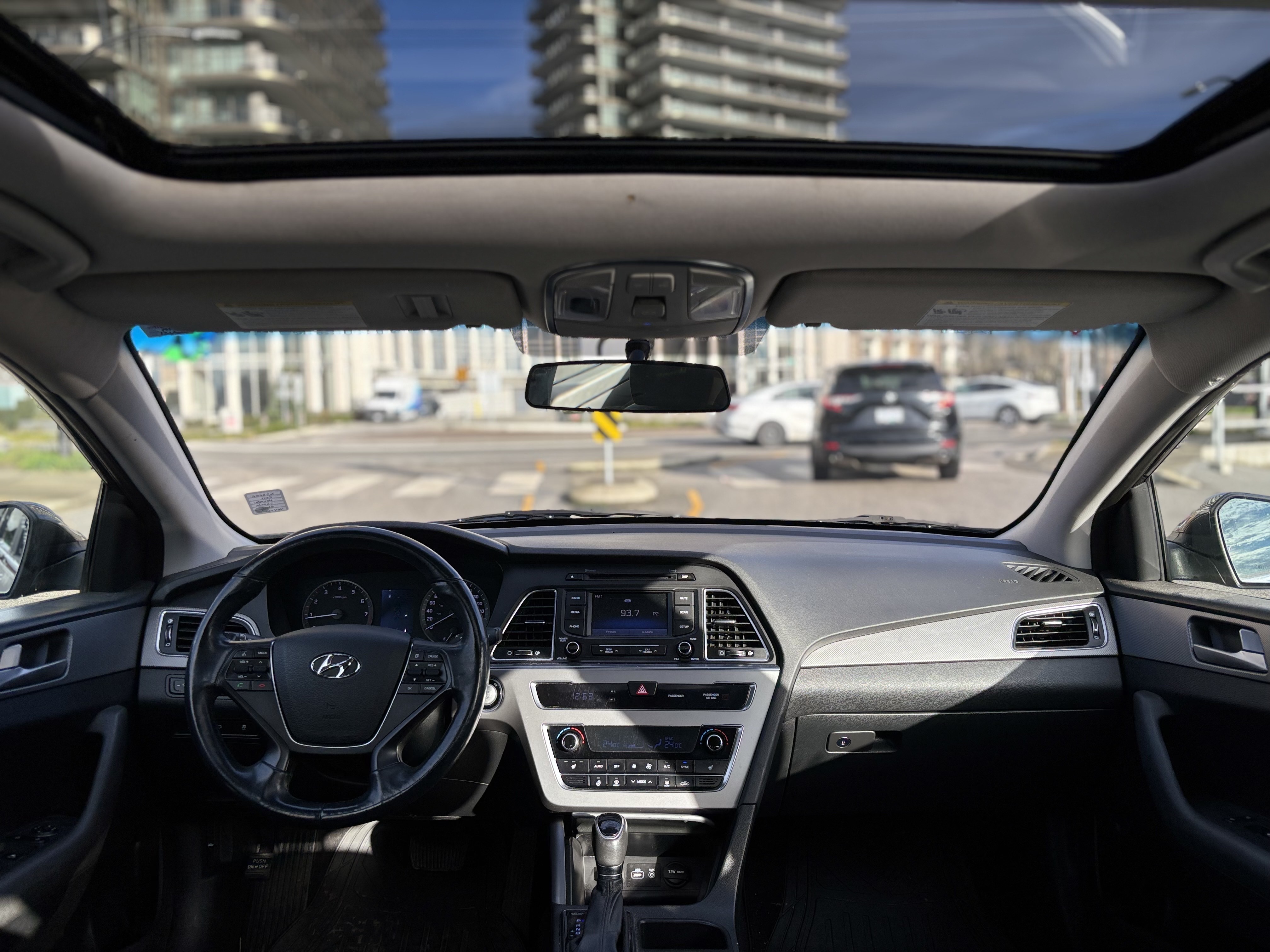 /canwestautoinc/2017-Hyundai-Sonata-35678925933295447.jpg