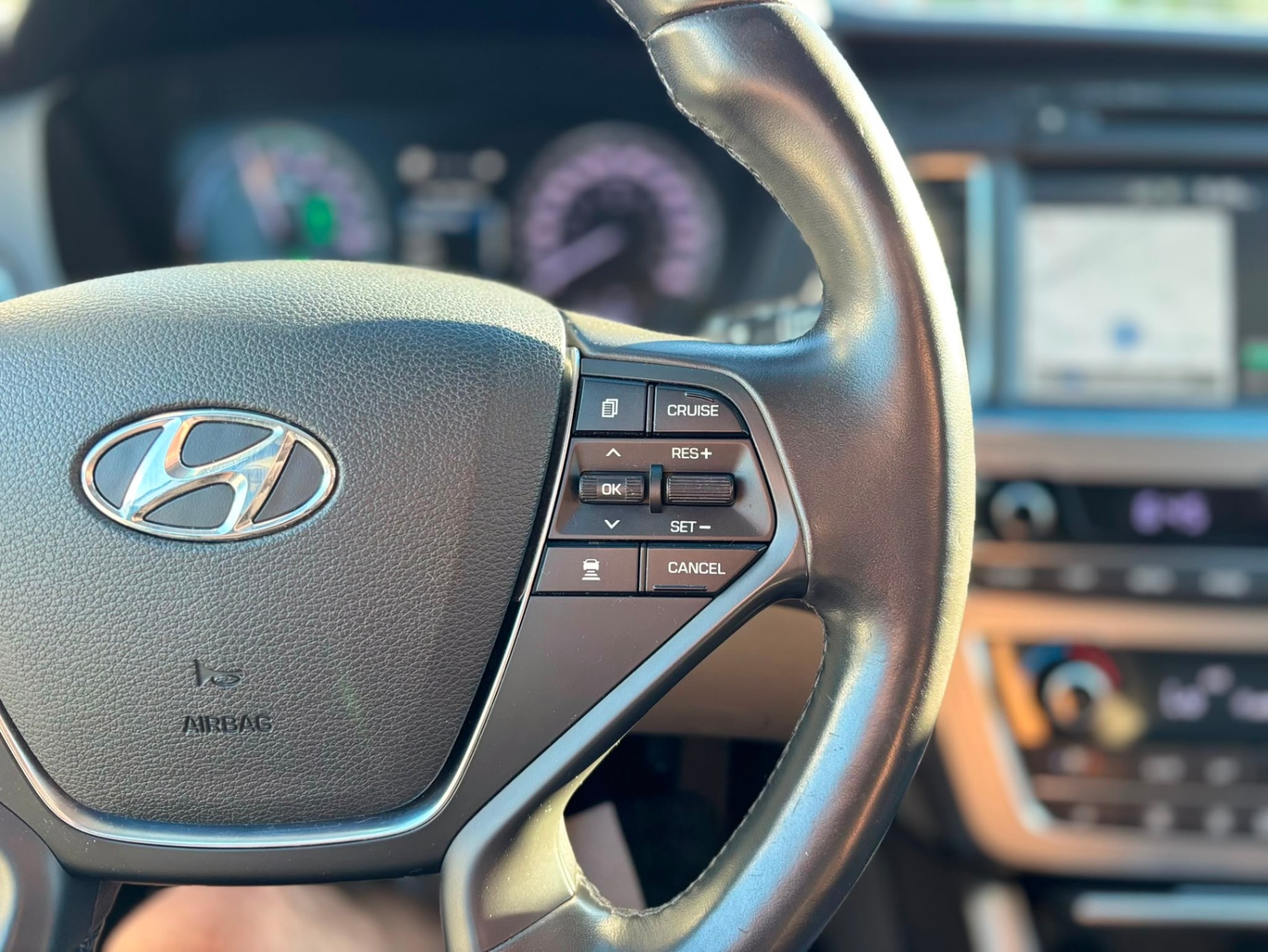 /canwestautoinc/2017-Hyundai-SonataHybrid-9796068035870744.jpg