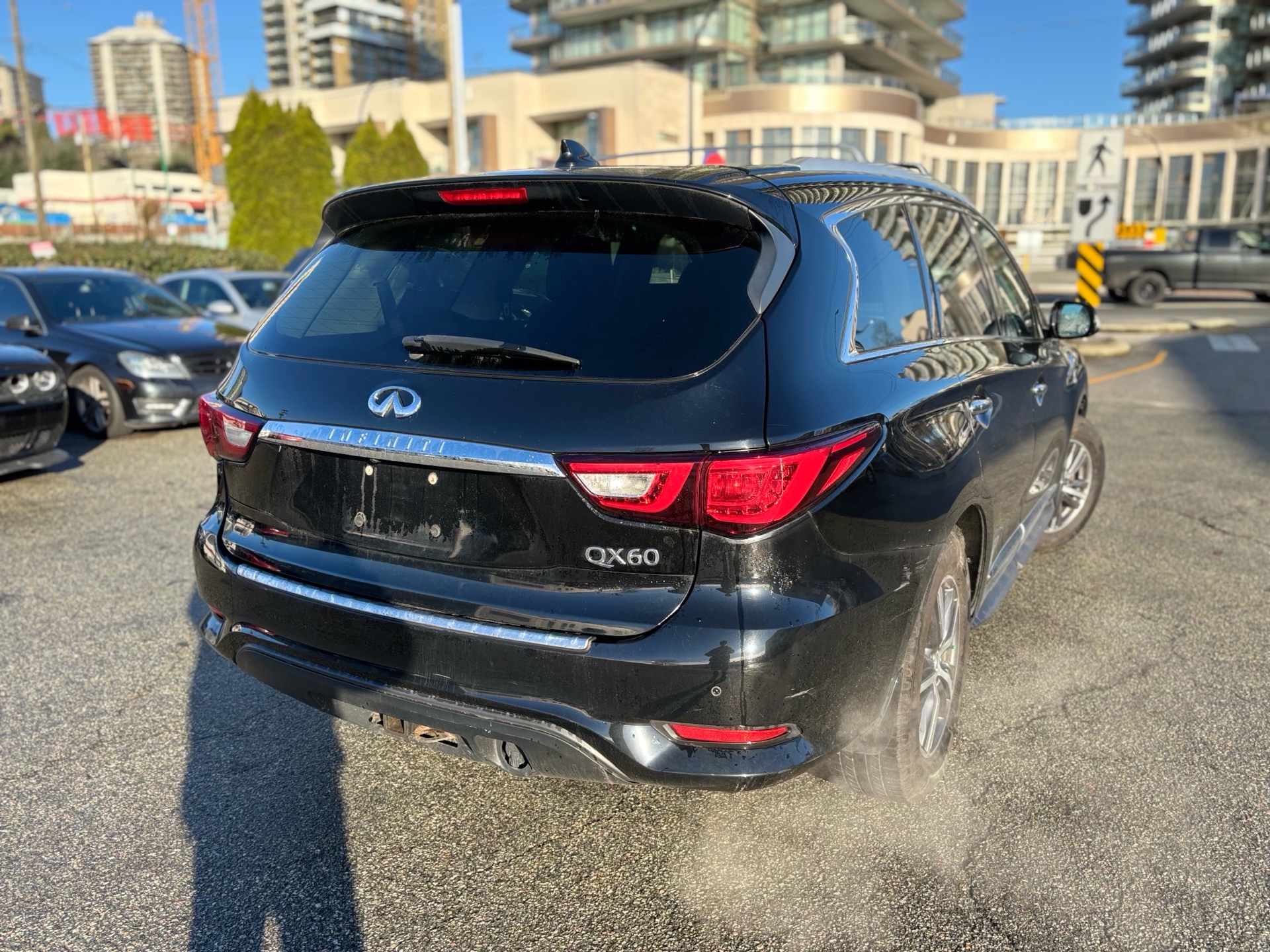 /canwestautoinc/2017-INFINITI-QX60-043515128775985845.jpg