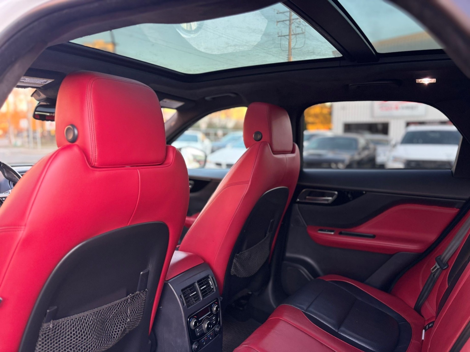 /canwestautoinc/2017-Jaguar-F-PACE-6284320756727633.jpg
