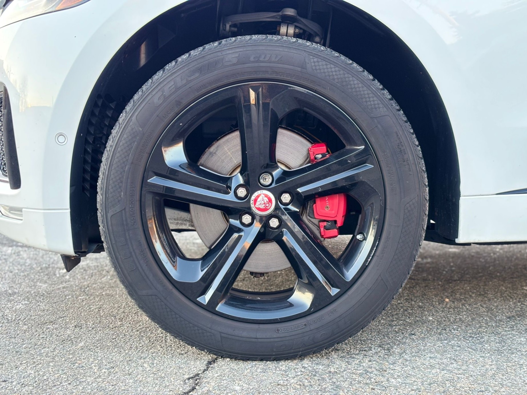 /canwestautoinc/2017-Jaguar-F-PACE-6350567729585792.jpg