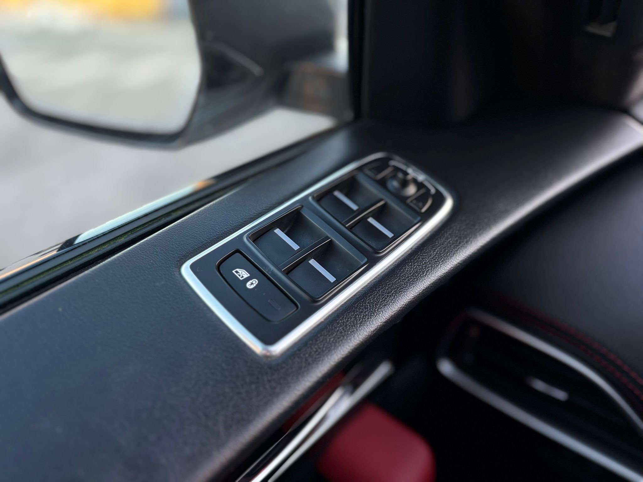/canwestautoinc/2017-Jaguar-F-PACE-8915298379346372.jpg