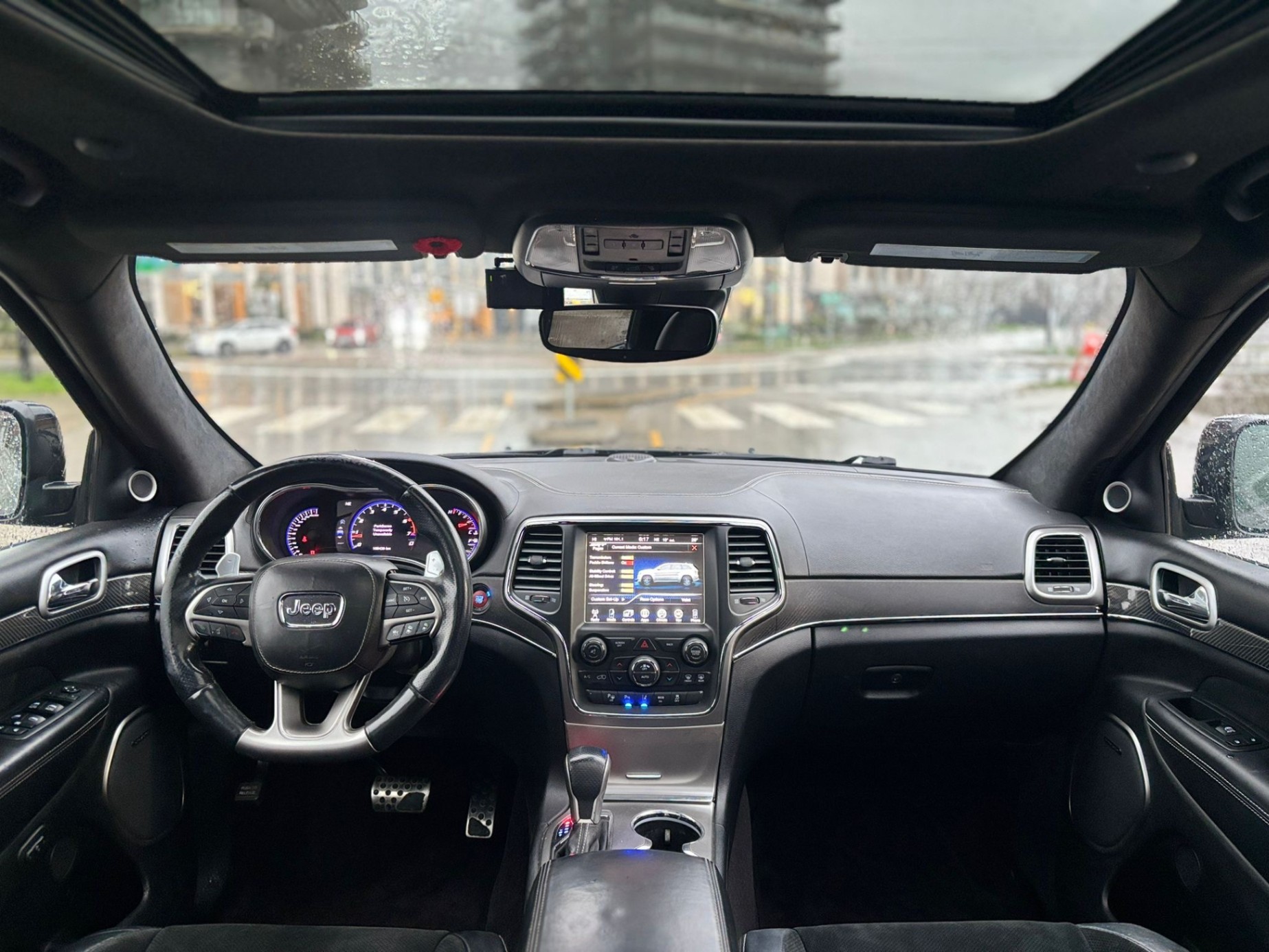 /canwestautoinc/2017-Jeep-GrandCherokee-1082648638511785.jpg