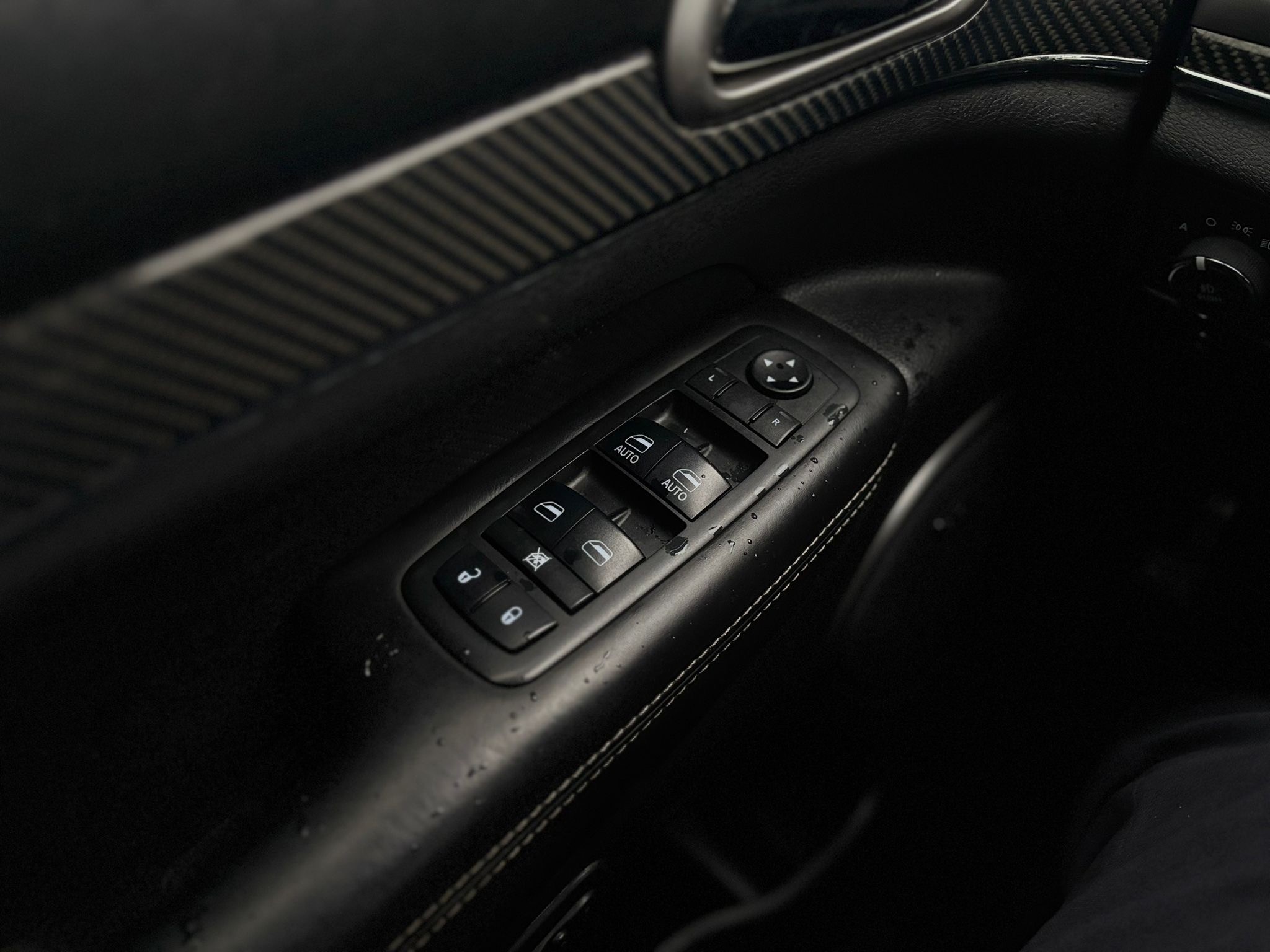 /canwestautoinc/2017-Jeep-GrandCherokee-1891380208871627.jpg