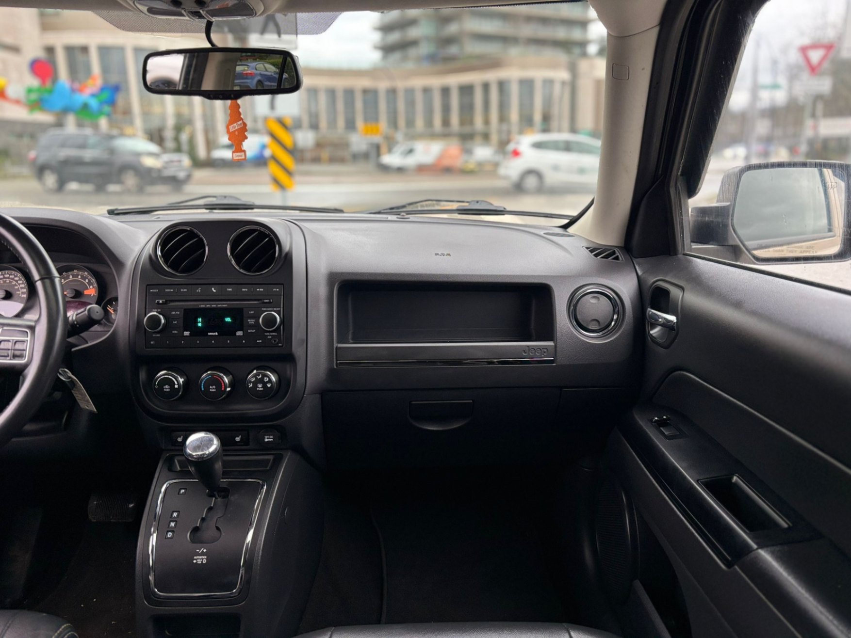 /canwestautoinc/2017-Jeep-Patriot-2959924533255789.jpg