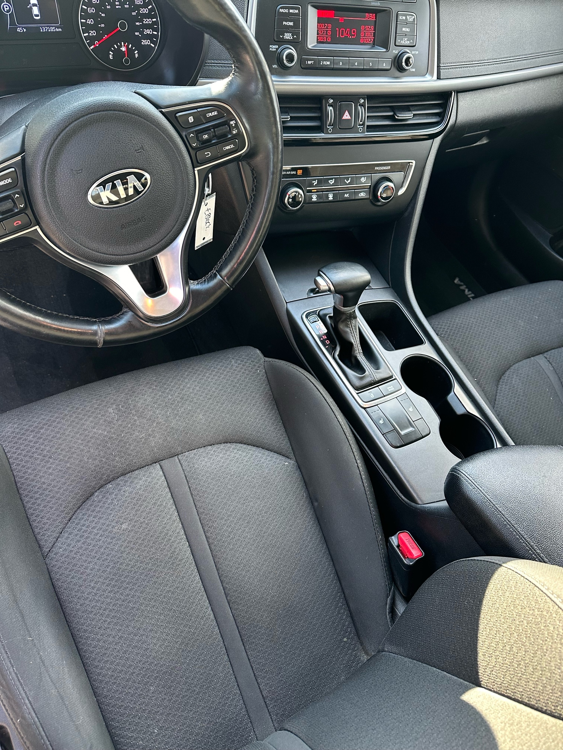 /canwestautoinc/2017-Kia-Optima-2338286085468615.jpg