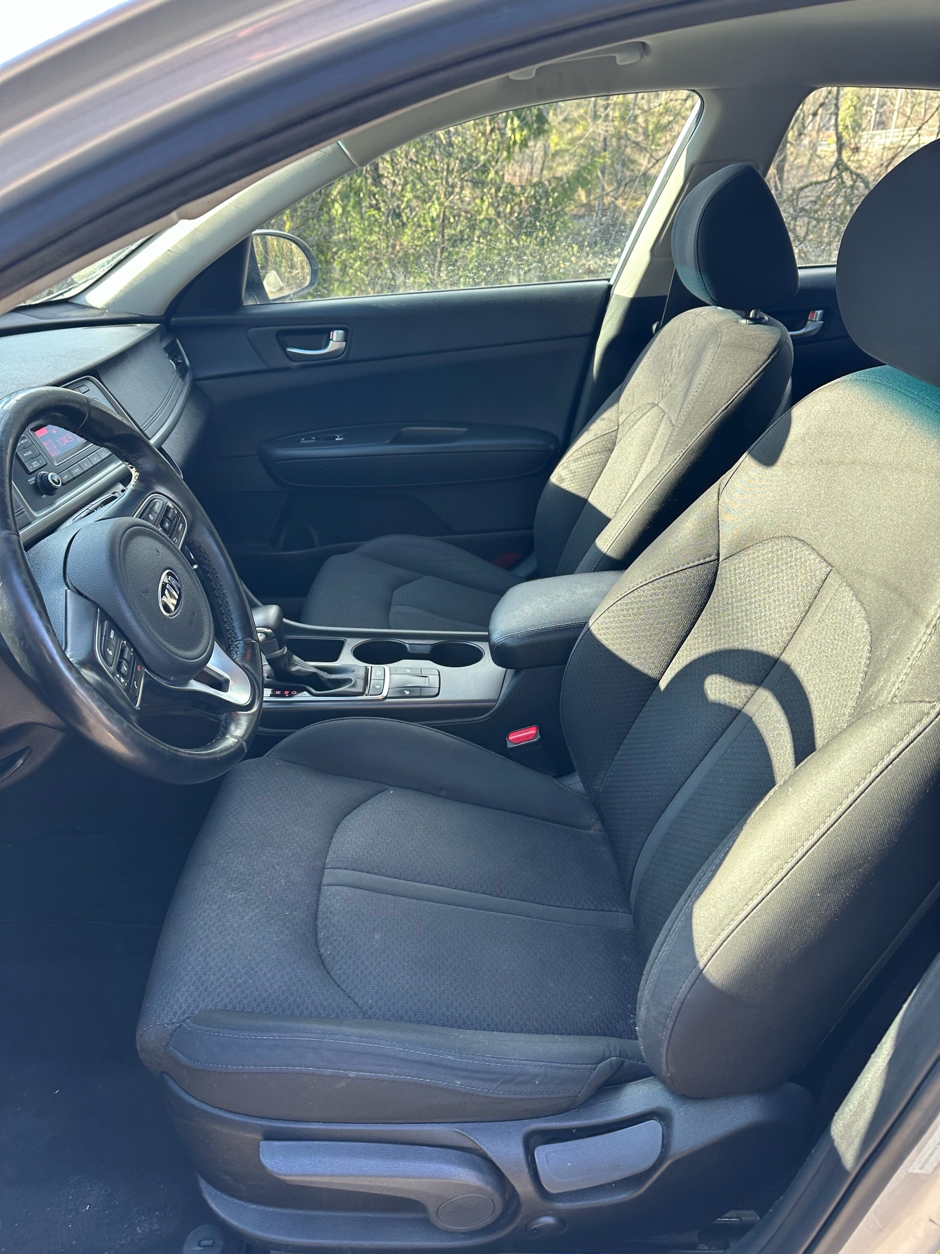 /canwestautoinc/2017-Kia-Optima-5978520026995475.jpg