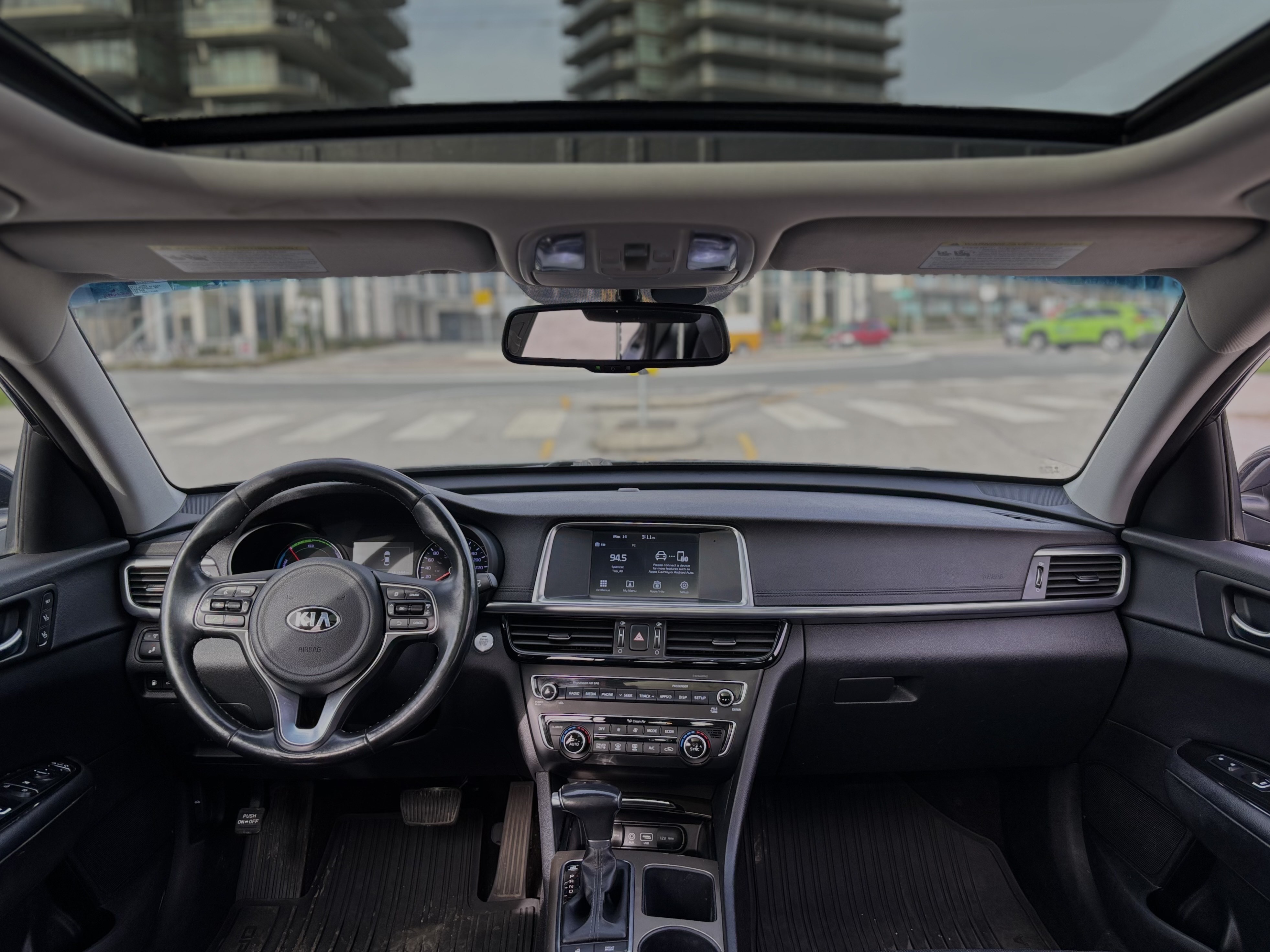 /canwestautoinc/2017-Kia-OptimaHybrid-471663371865759.jpg