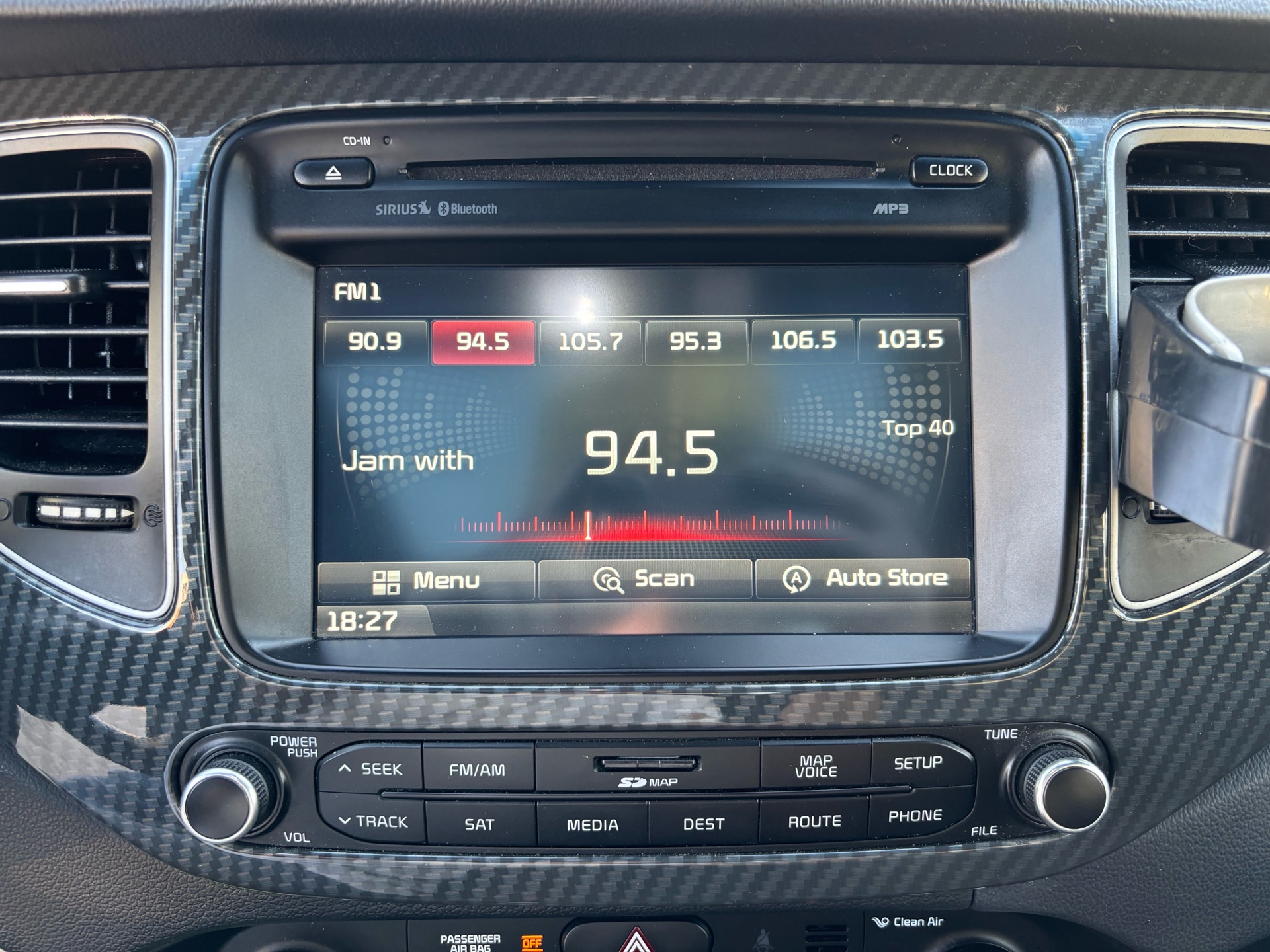 /canwestautoinc/2017-Kia-Rondo-011226840125406756.jpg