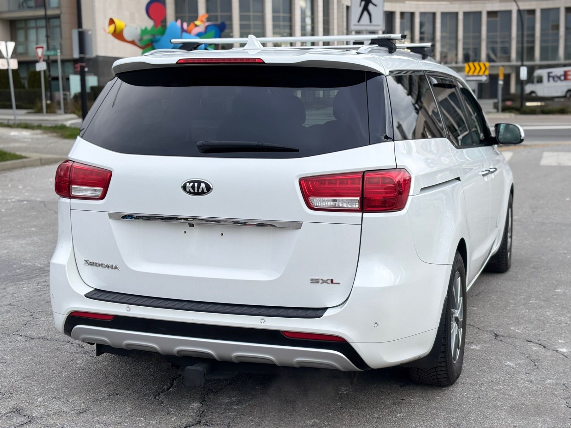 /canwestautoinc/2017-Kia-Sedona-12809645827989846.jpg