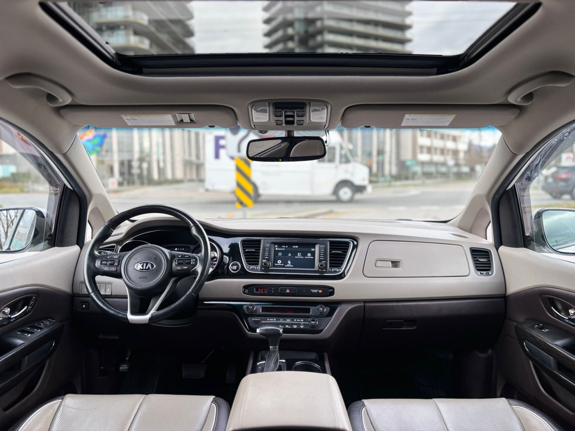 /canwestautoinc/2017-Kia-Sedona-13324417058337978.jpg